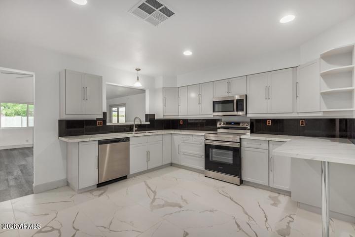 1008 W Watson Drive