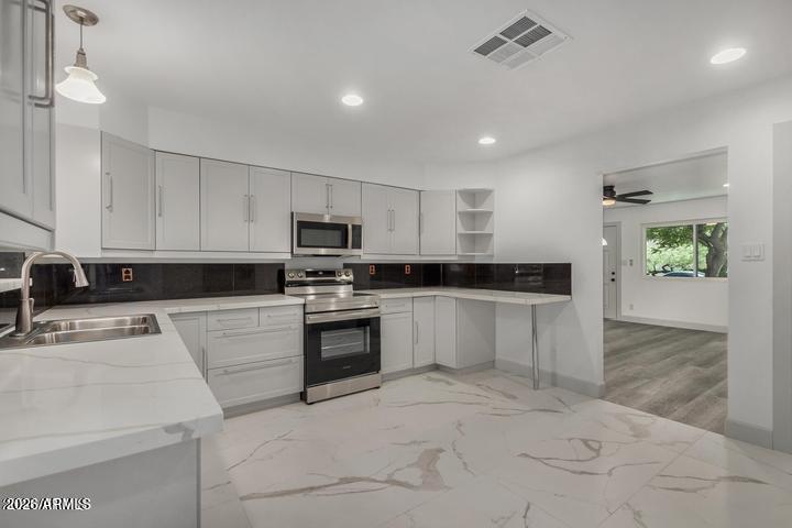 1008 W Watson Drive
