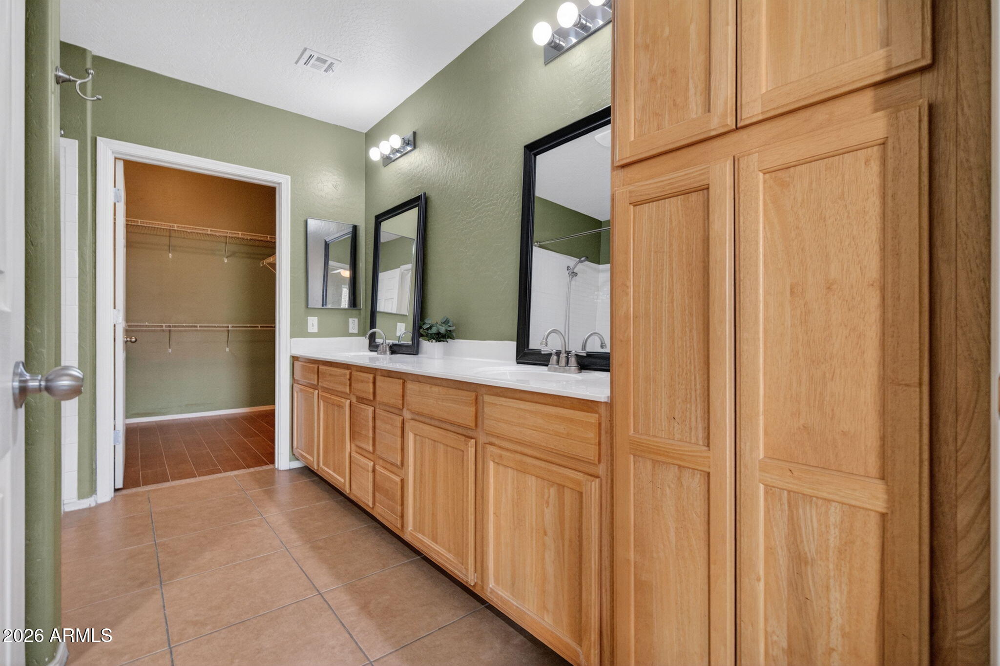 14575 W MOUNTAIN VIEW Boulevard 11217