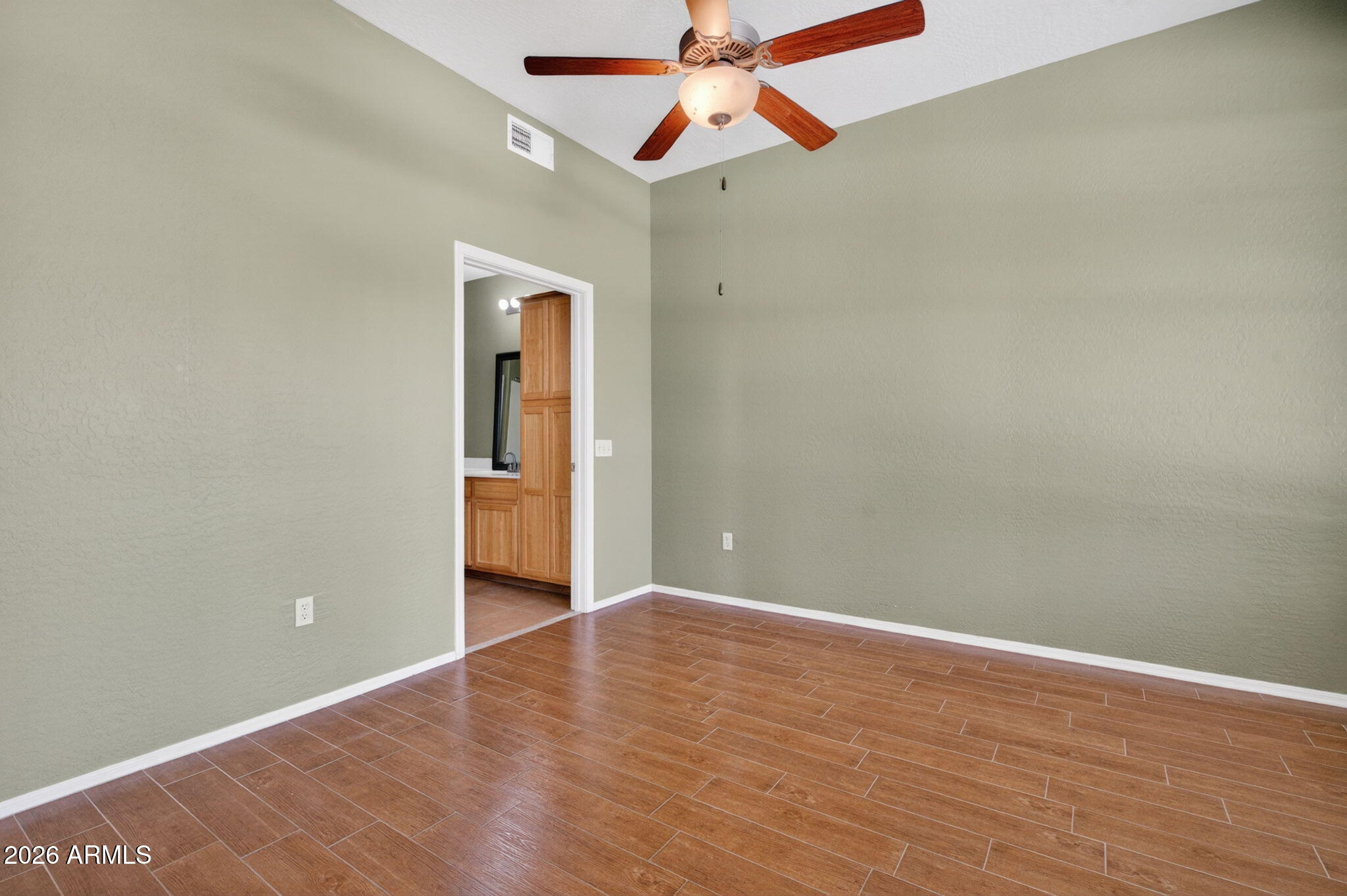 14575 W MOUNTAIN VIEW Boulevard 11217