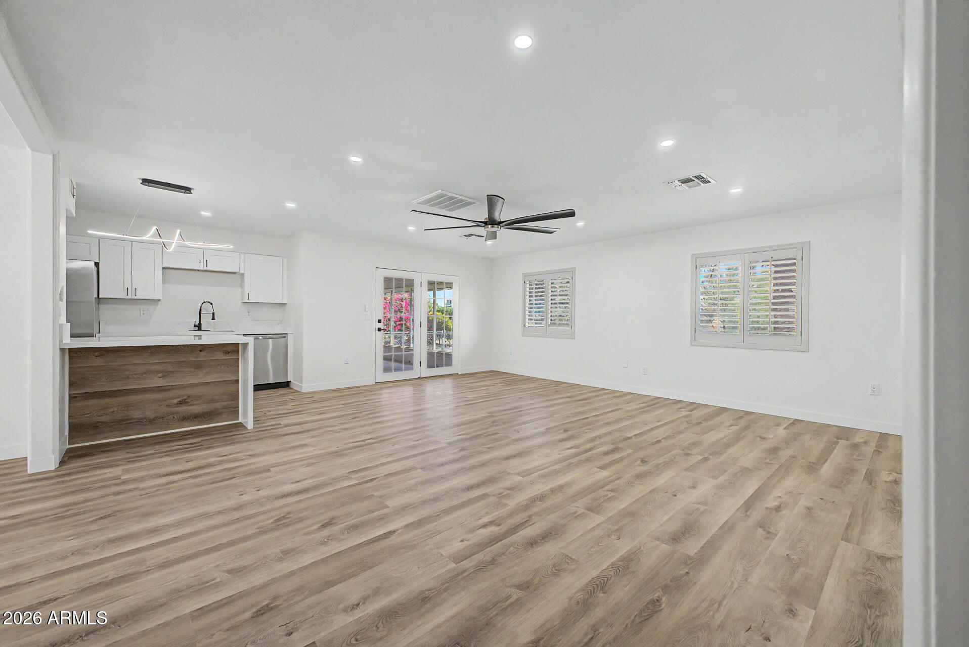 9839 W ROYAL OAK Road