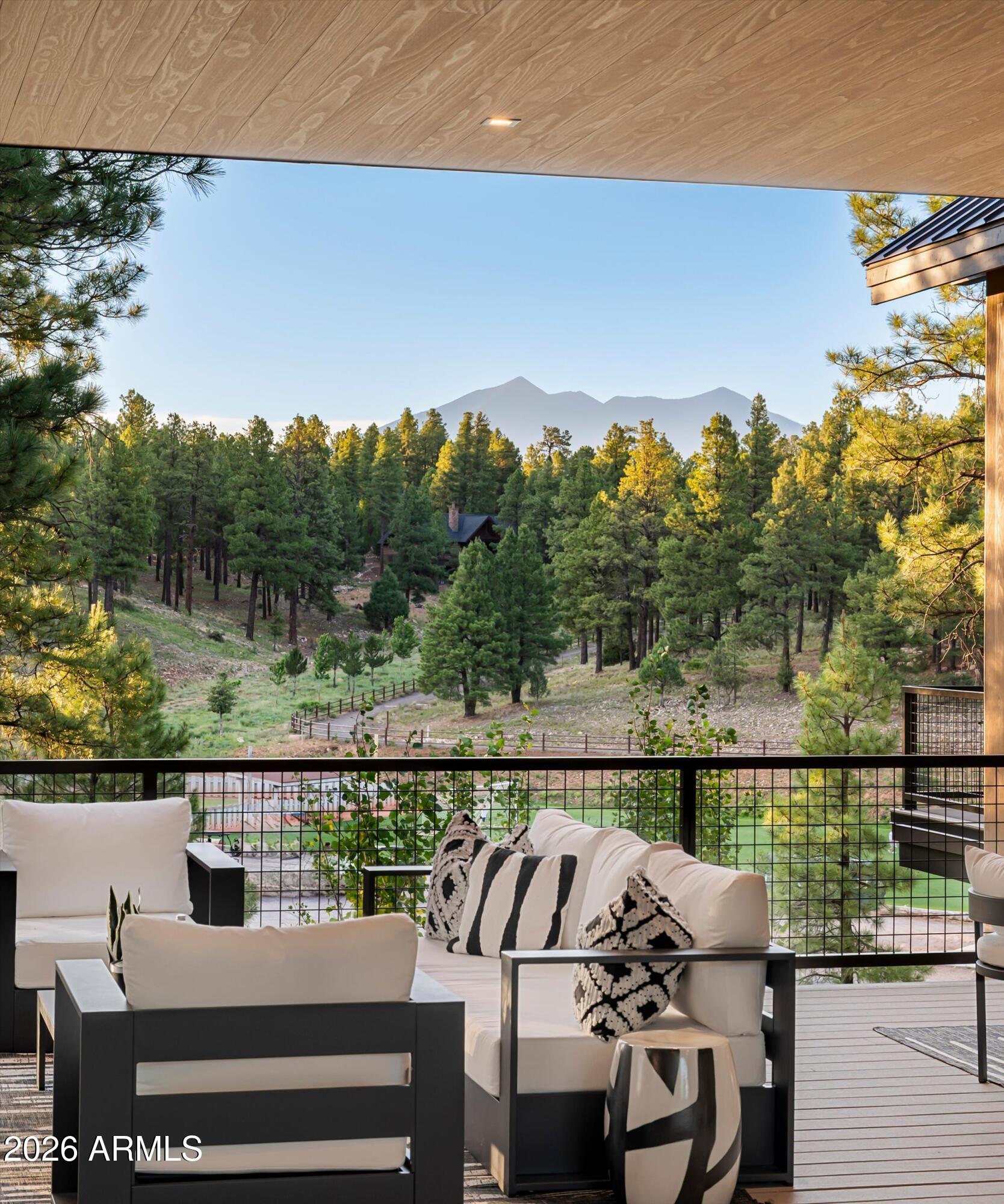 2911 S SOLITAIRES CANYON Drive