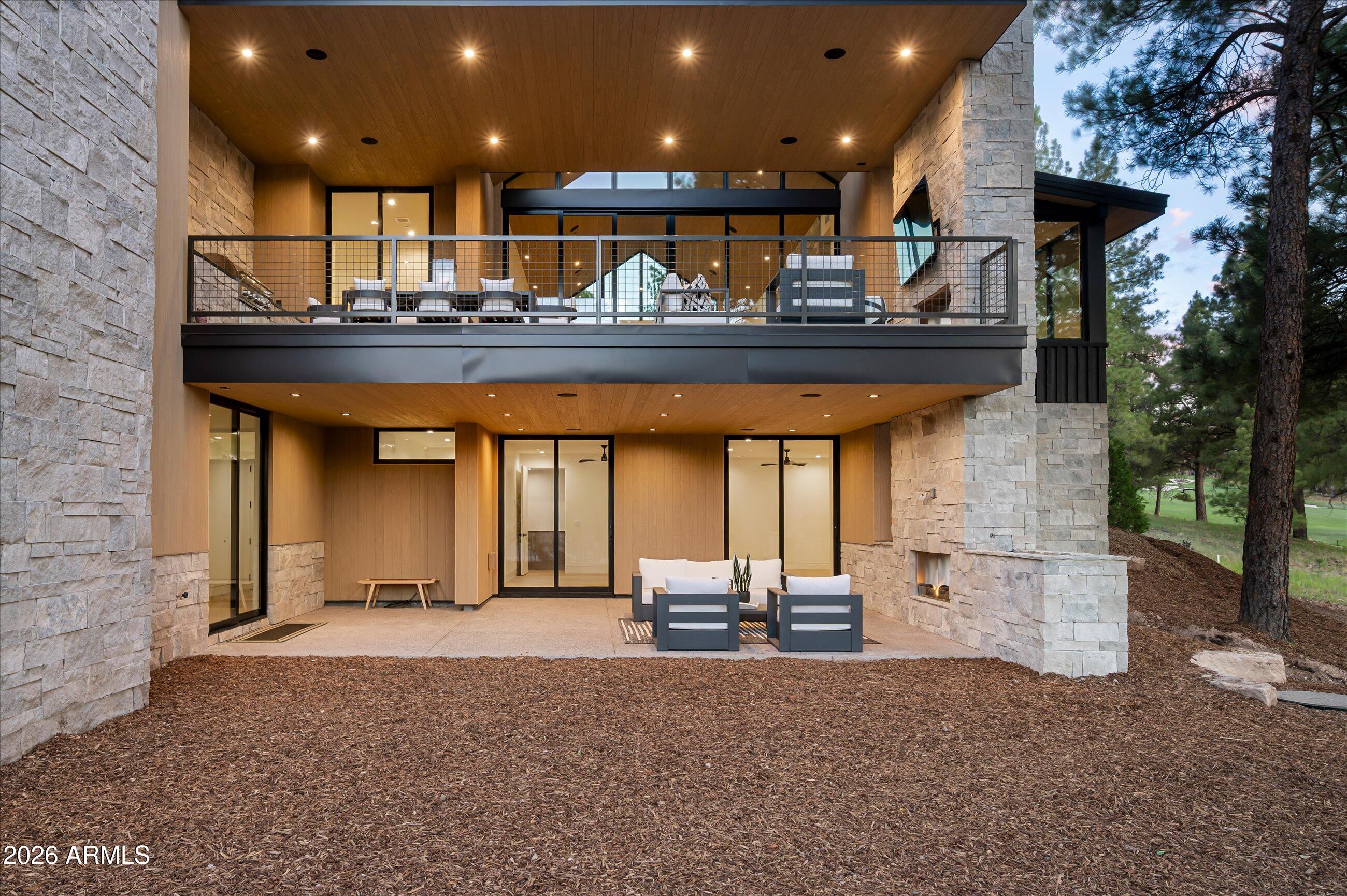 2911 S SOLITAIRES CANYON Drive