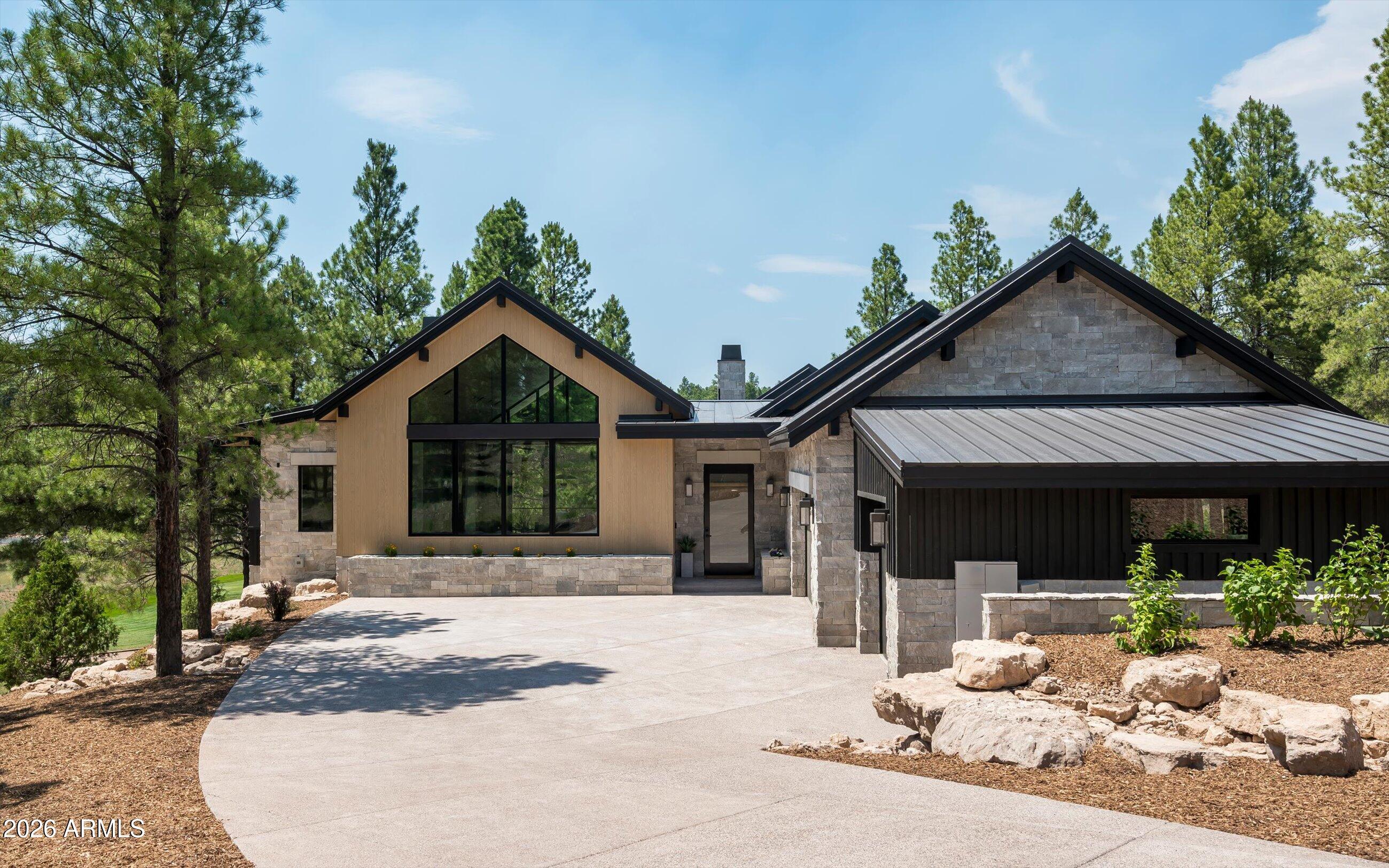2911 S SOLITAIRES CANYON Drive