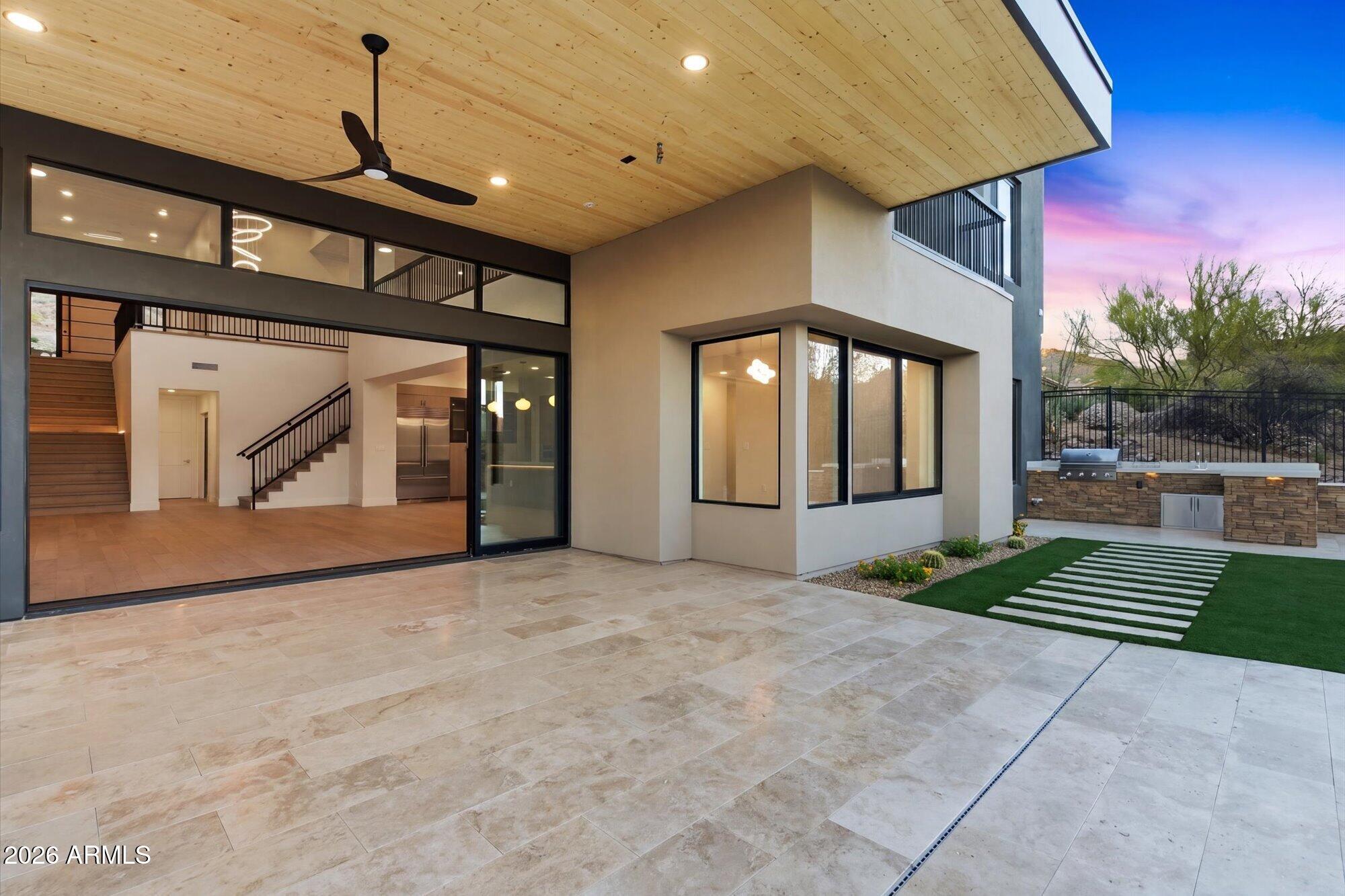 14521 E CORRINE Drive