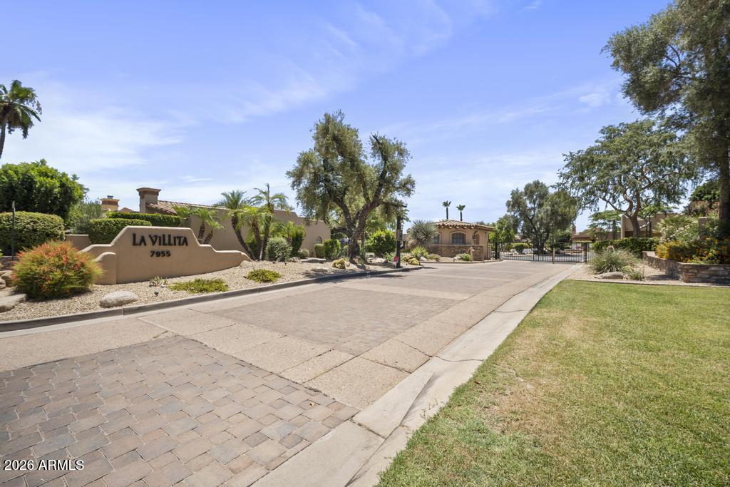 7955 E Chaparral Road Unit 110