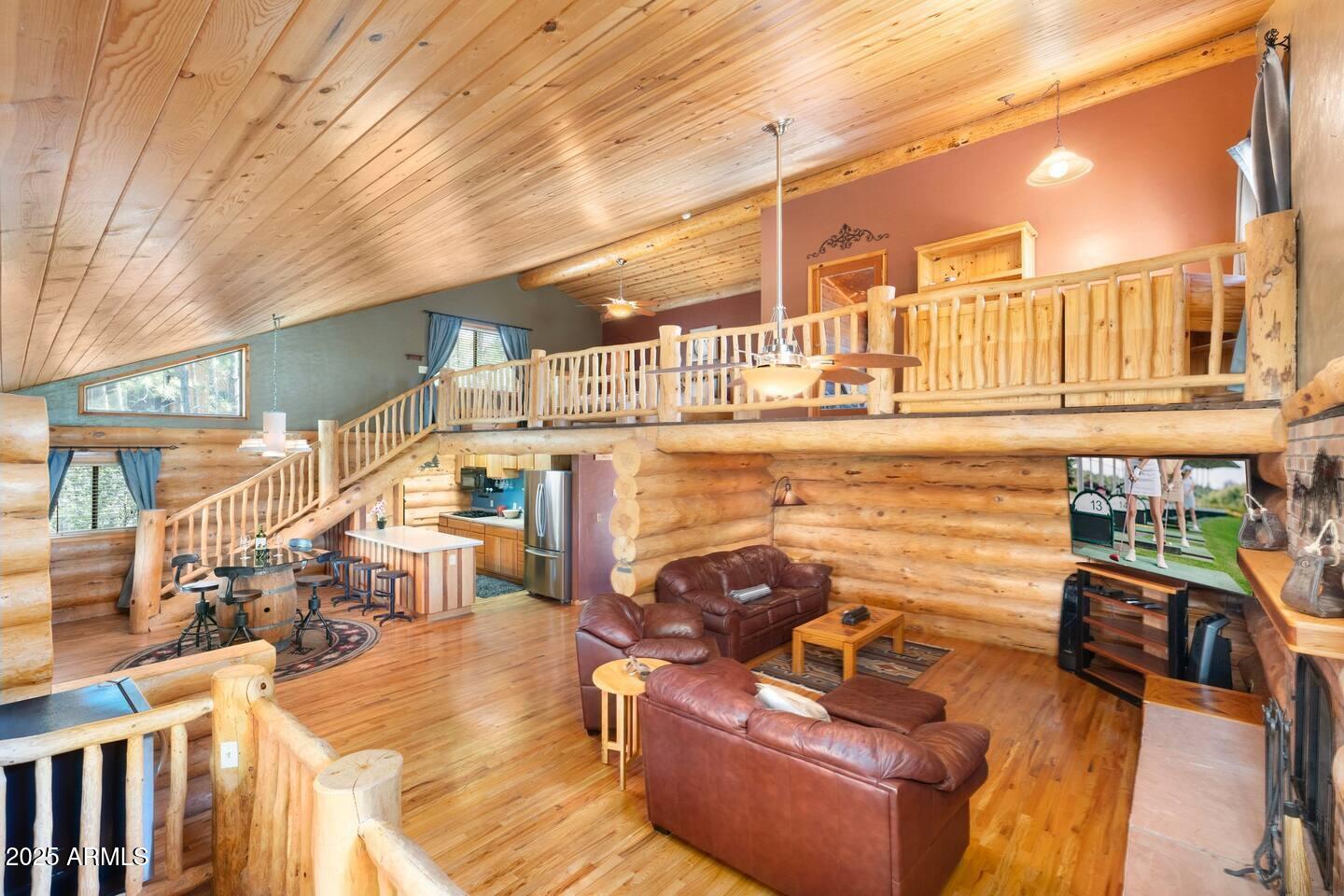 1190 W COUGAR Lane