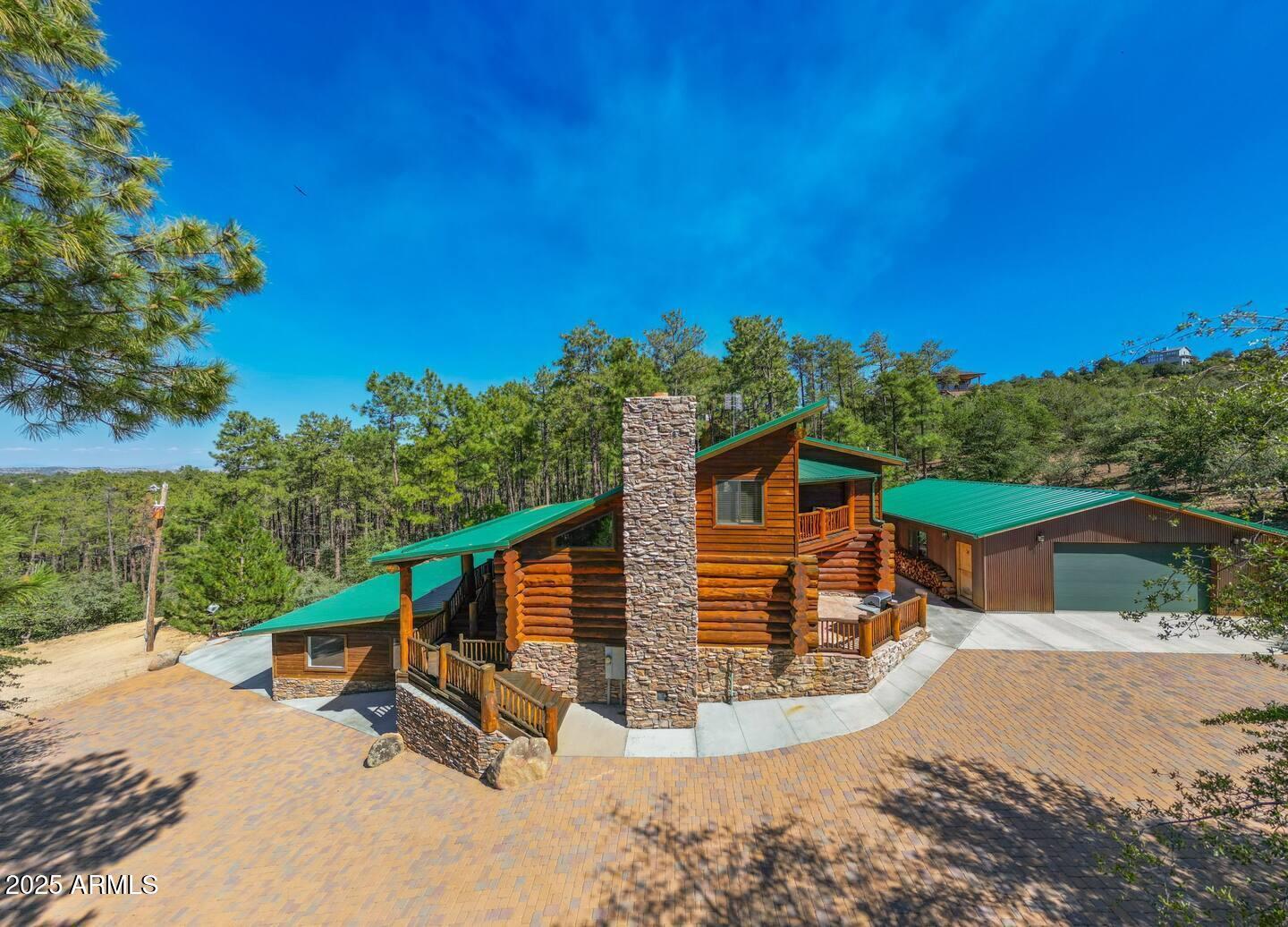 1190 W COUGAR Lane