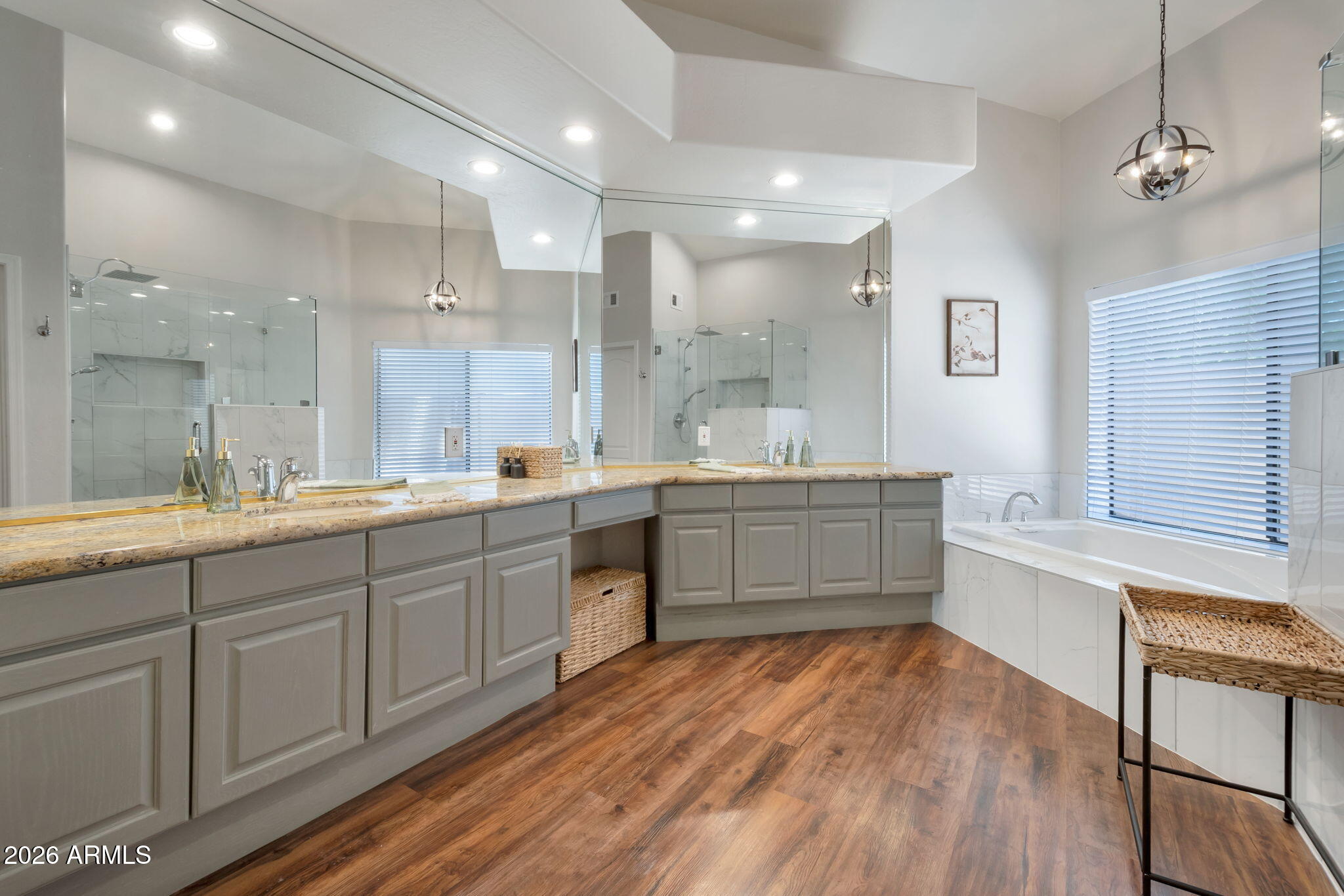 7386 E ONYX Court
