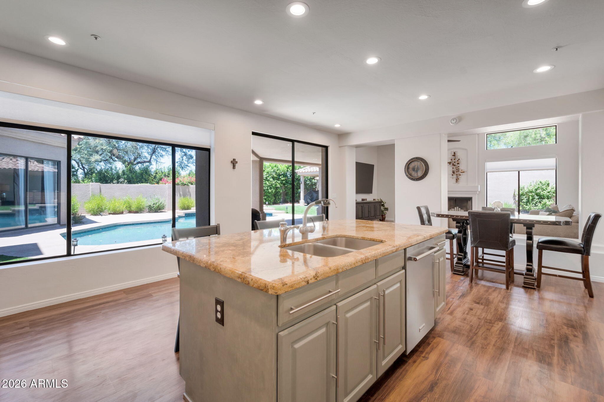7386 E ONYX Court