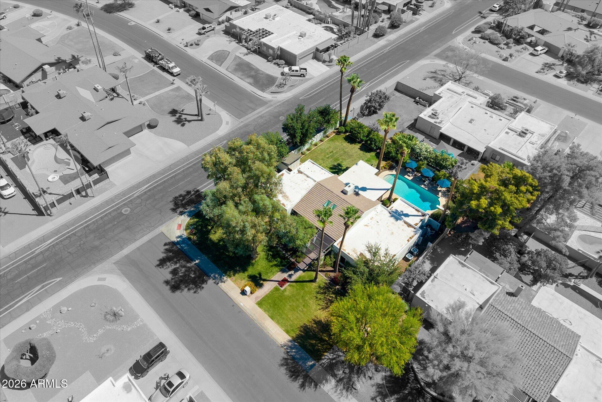 241 E FOREST HILLS Drive