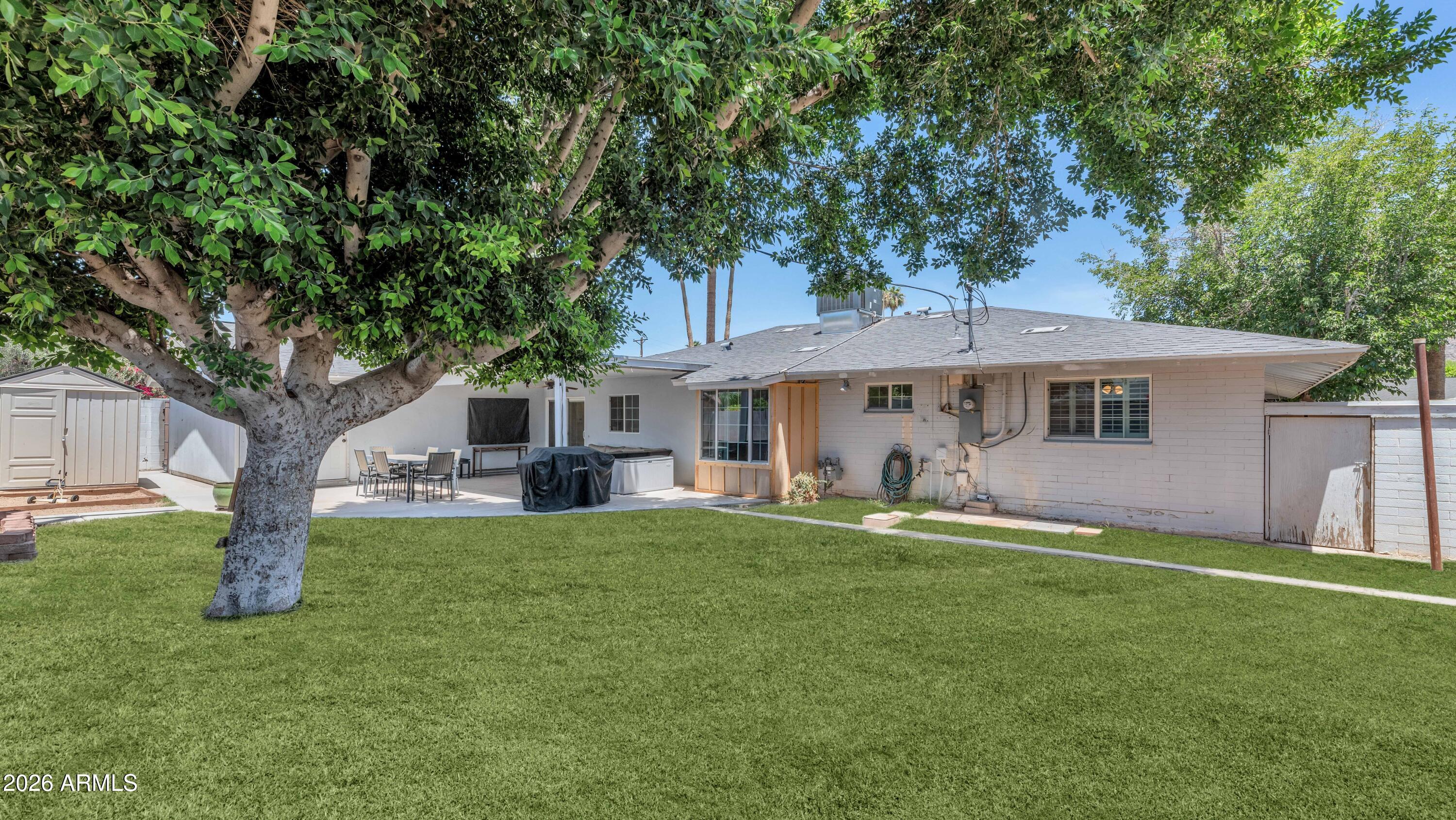 5001 E FLOWER Street
