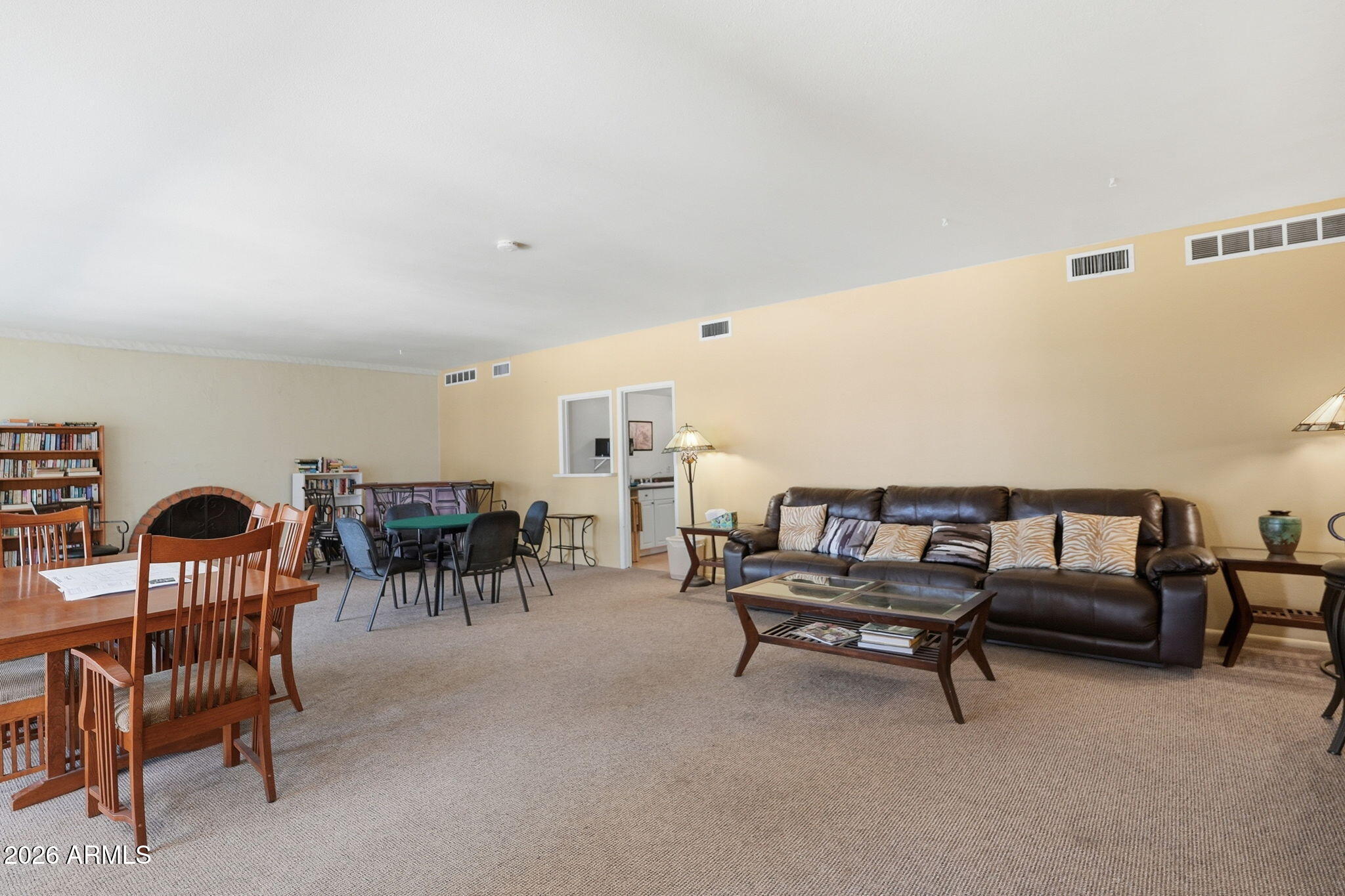 1320 E BETHANY HOME Road 52