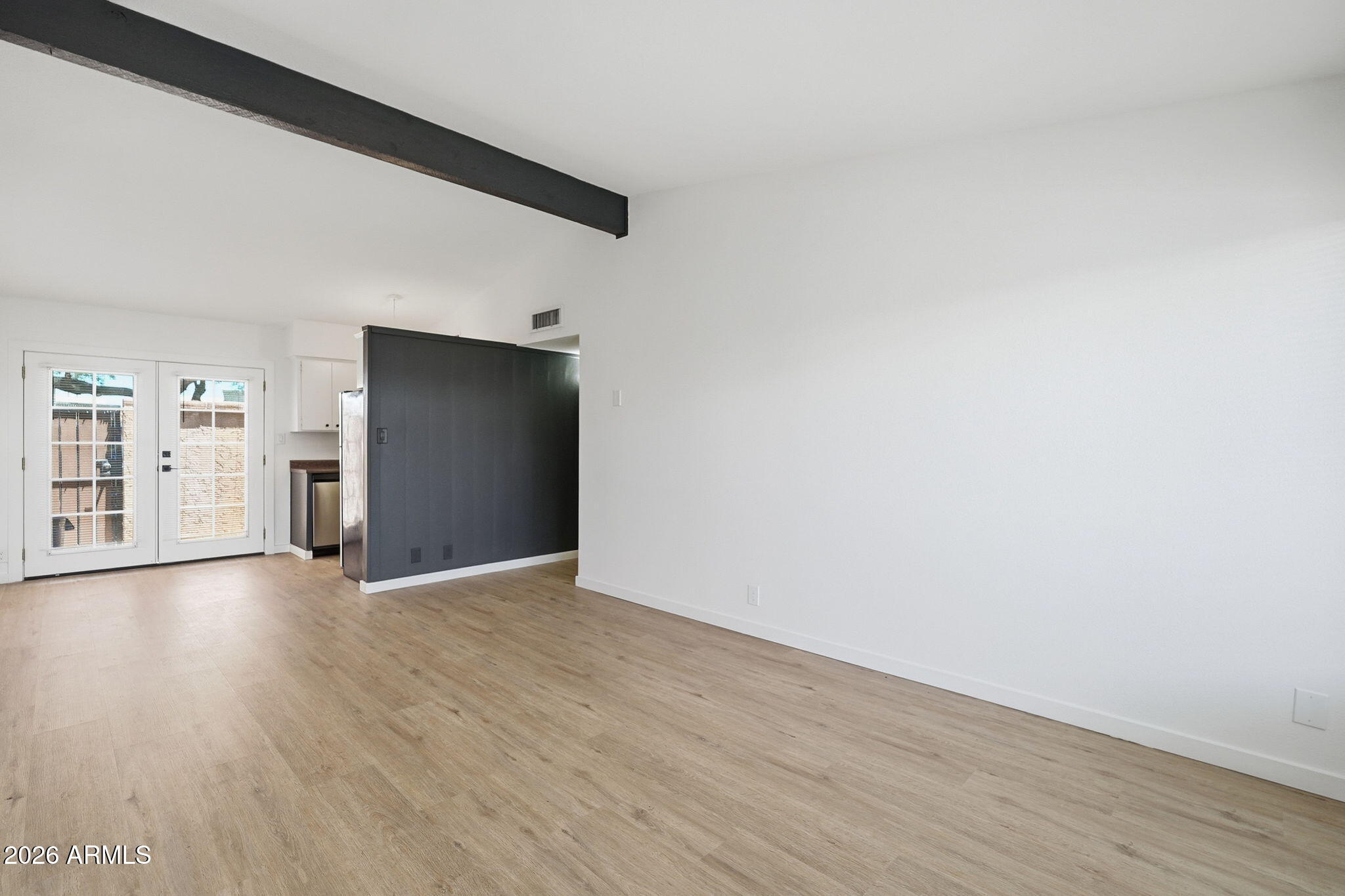 1320 E BETHANY HOME Road 52