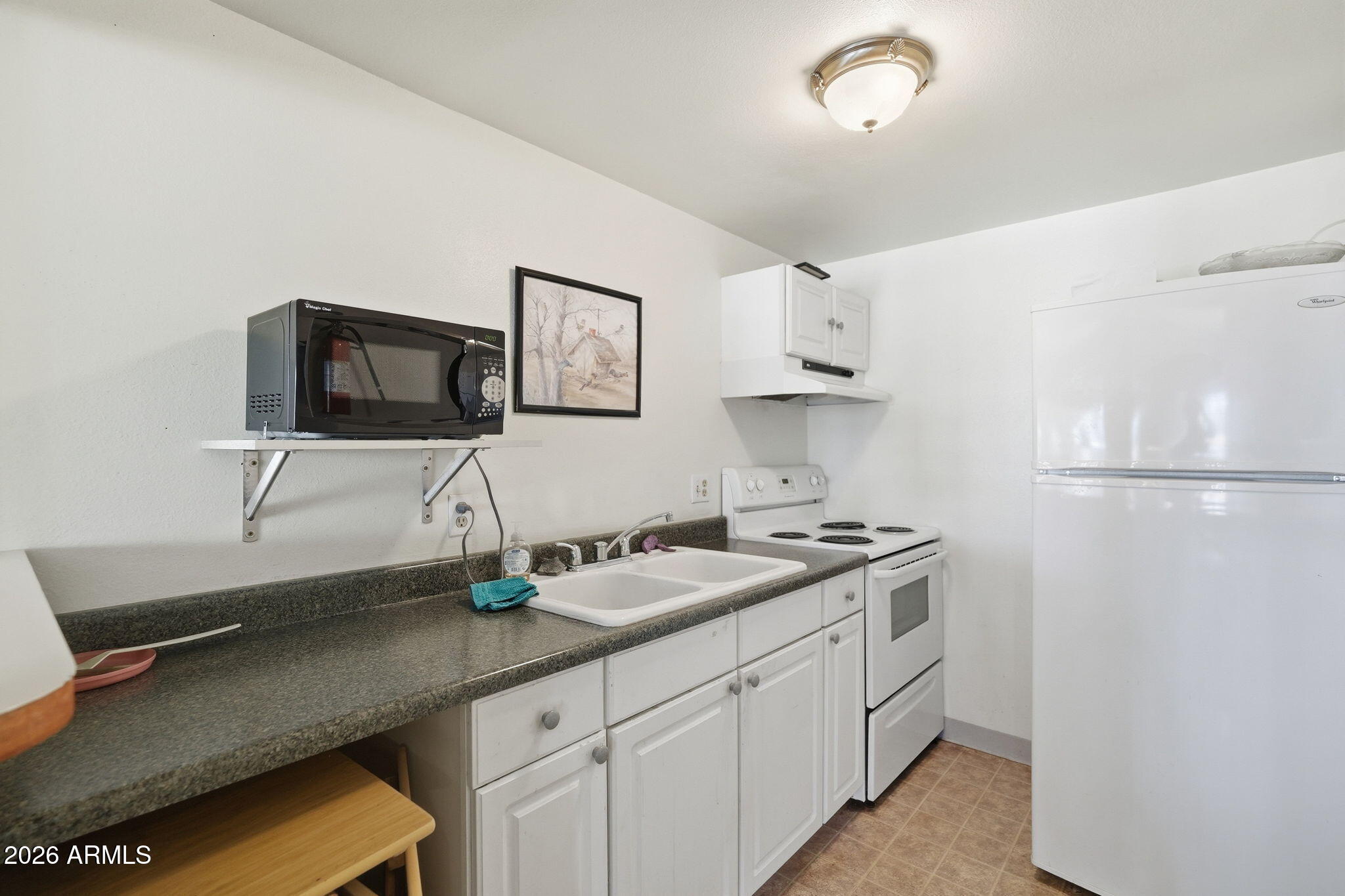 1320 E BETHANY HOME Road 52