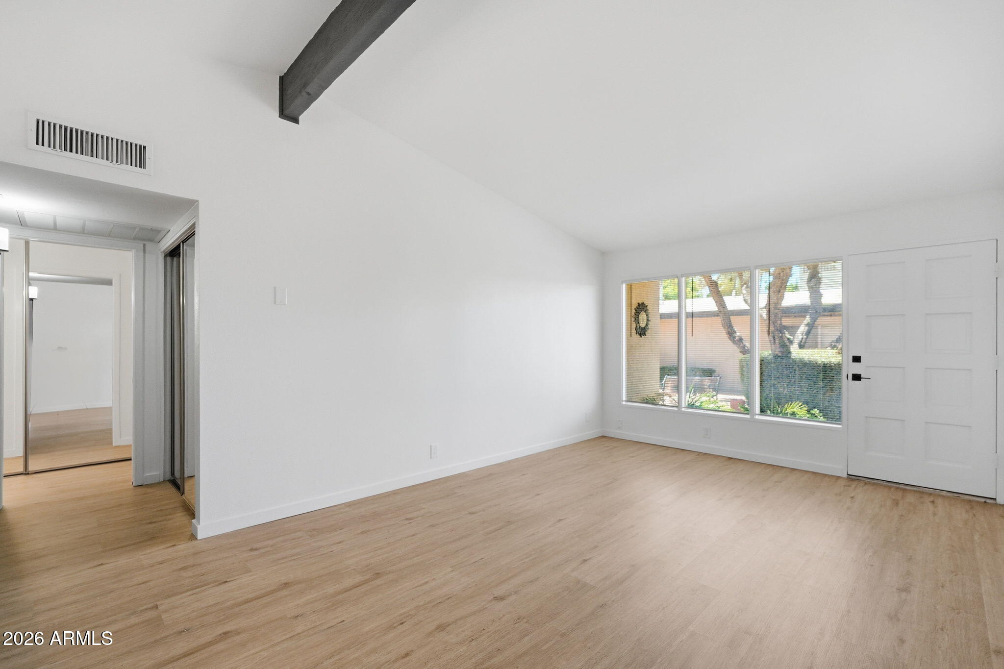 1320 E BETHANY HOME Road 52