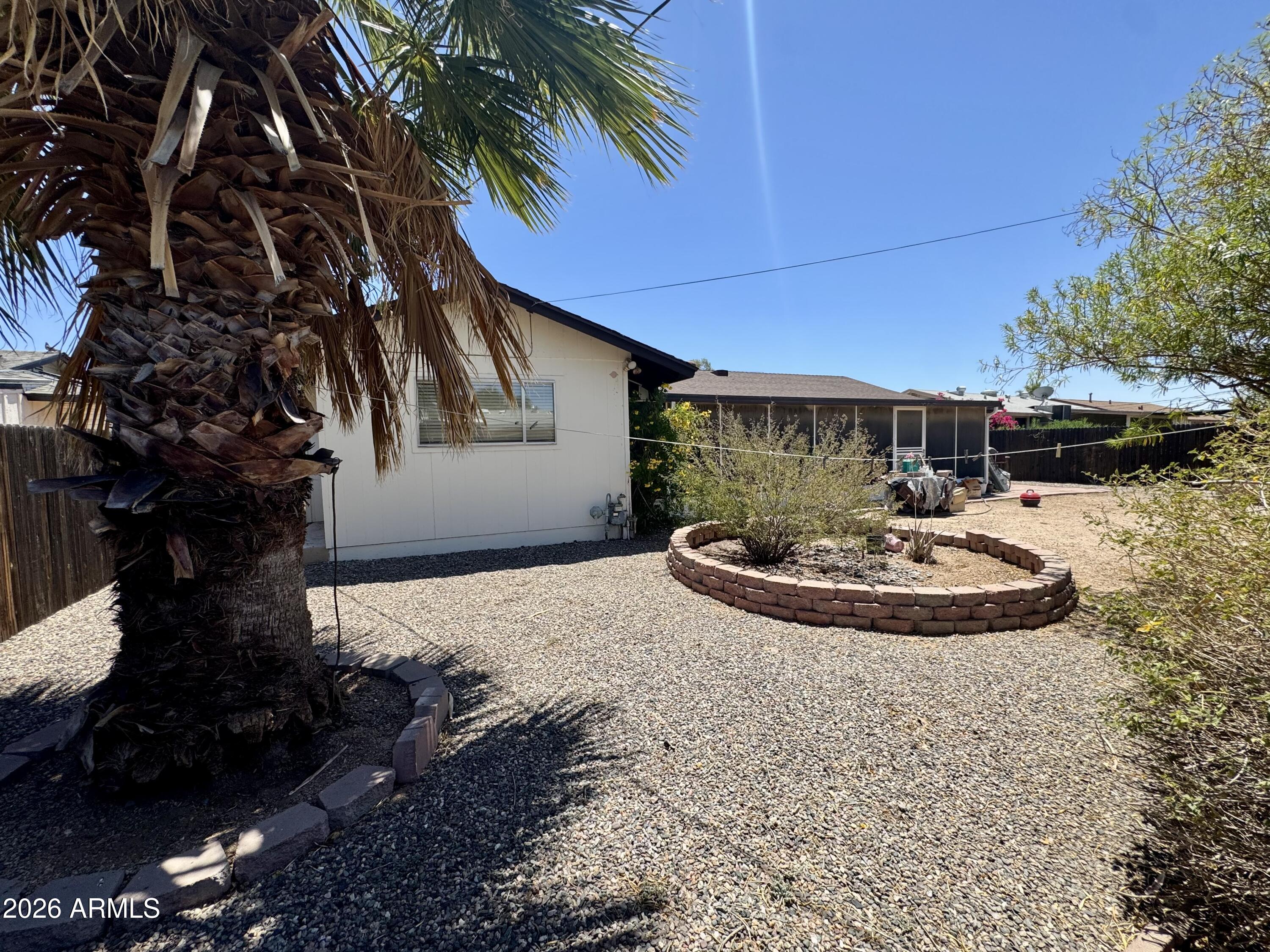 11802 N HACIENDA Drive