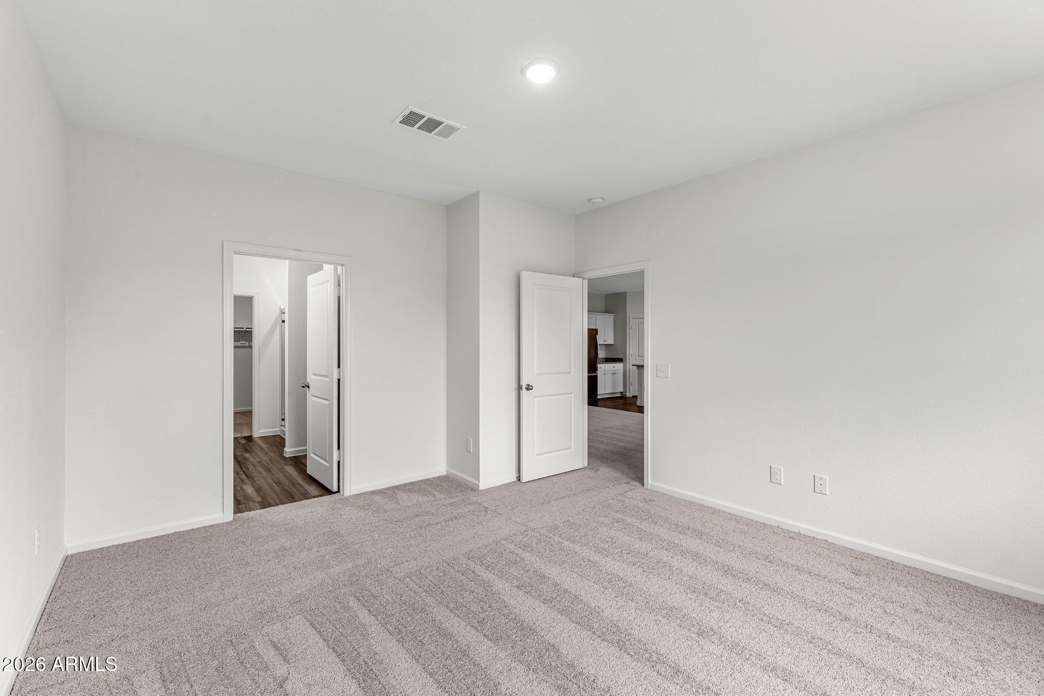 10082 W DEVONSHIRE Avenue