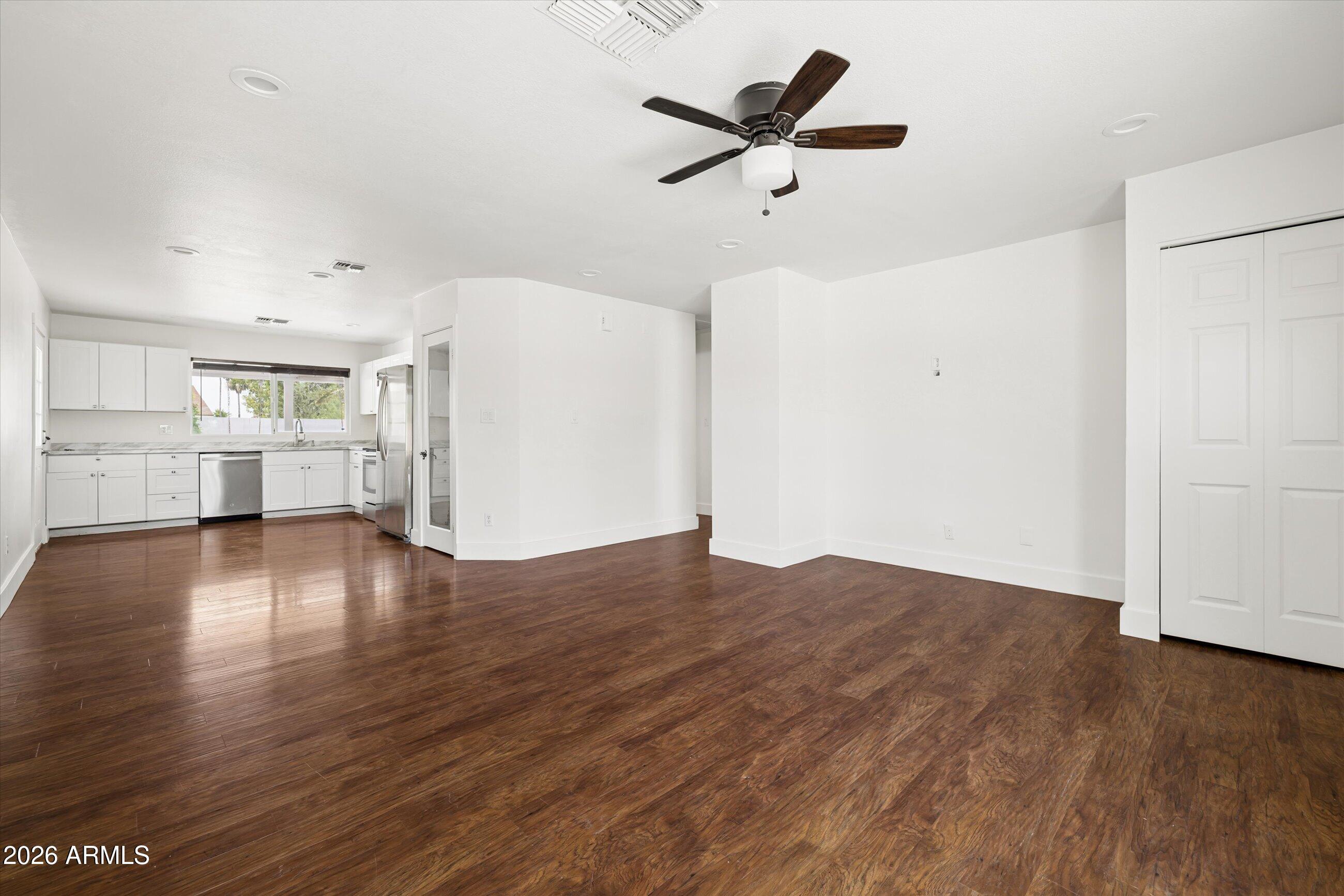 1414 N FRASER Drive
