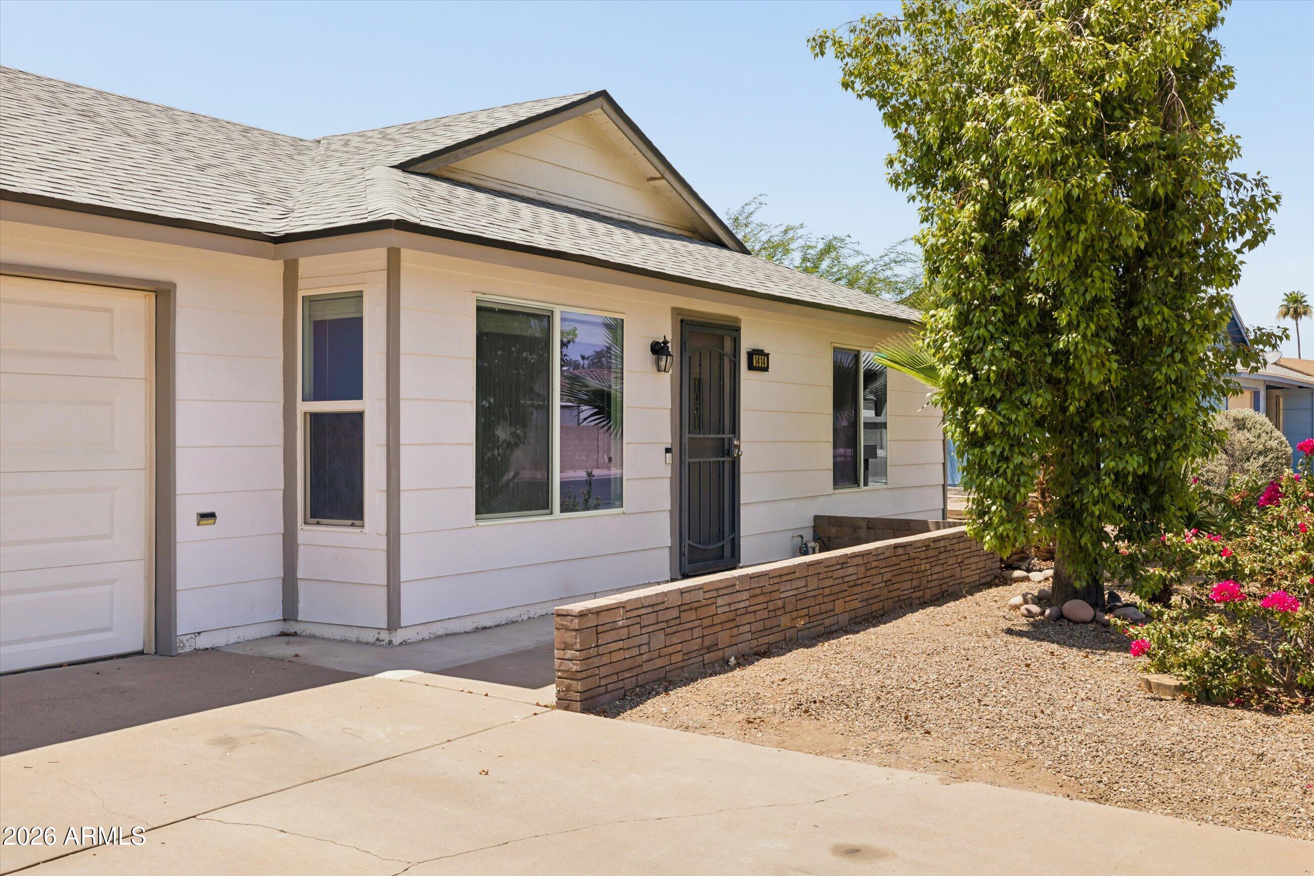 1414 N FRASER Drive