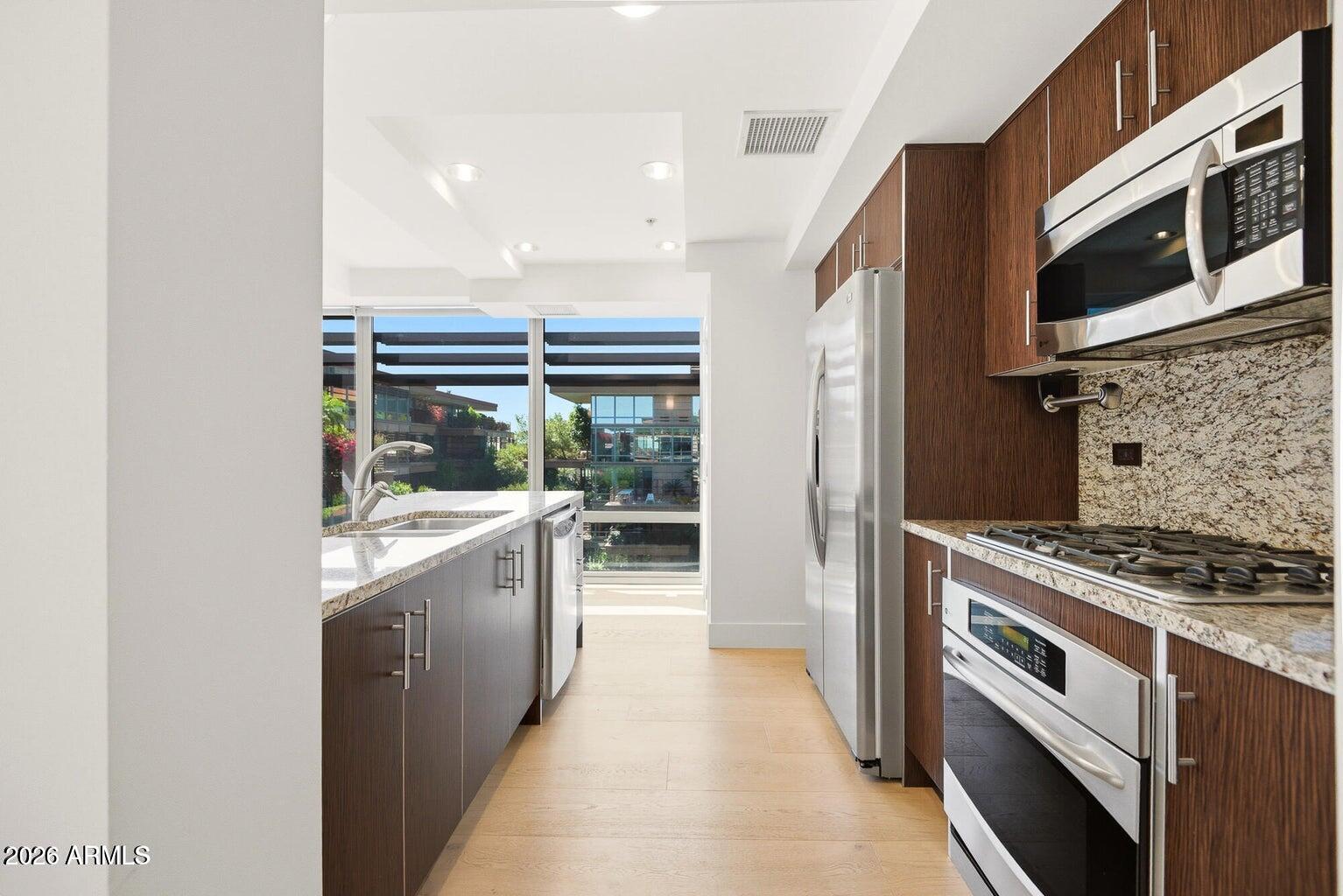 7131 E RANCHO VISTA Drive 6001