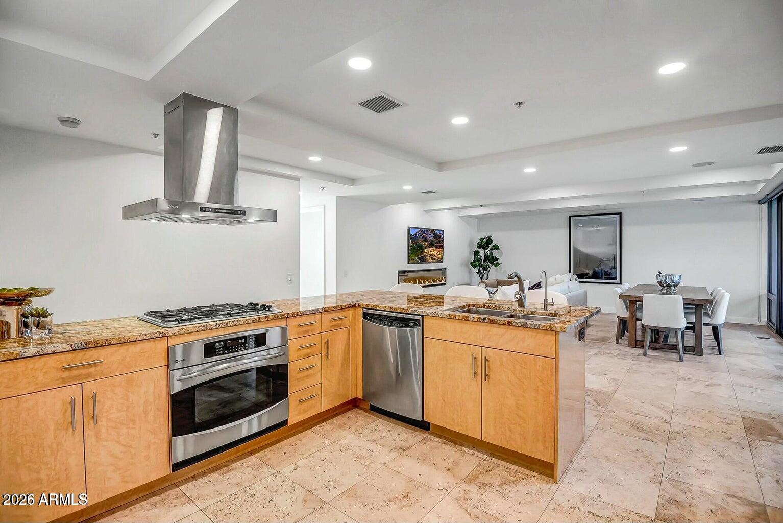 7121 E Rancho Vista Drive 5011