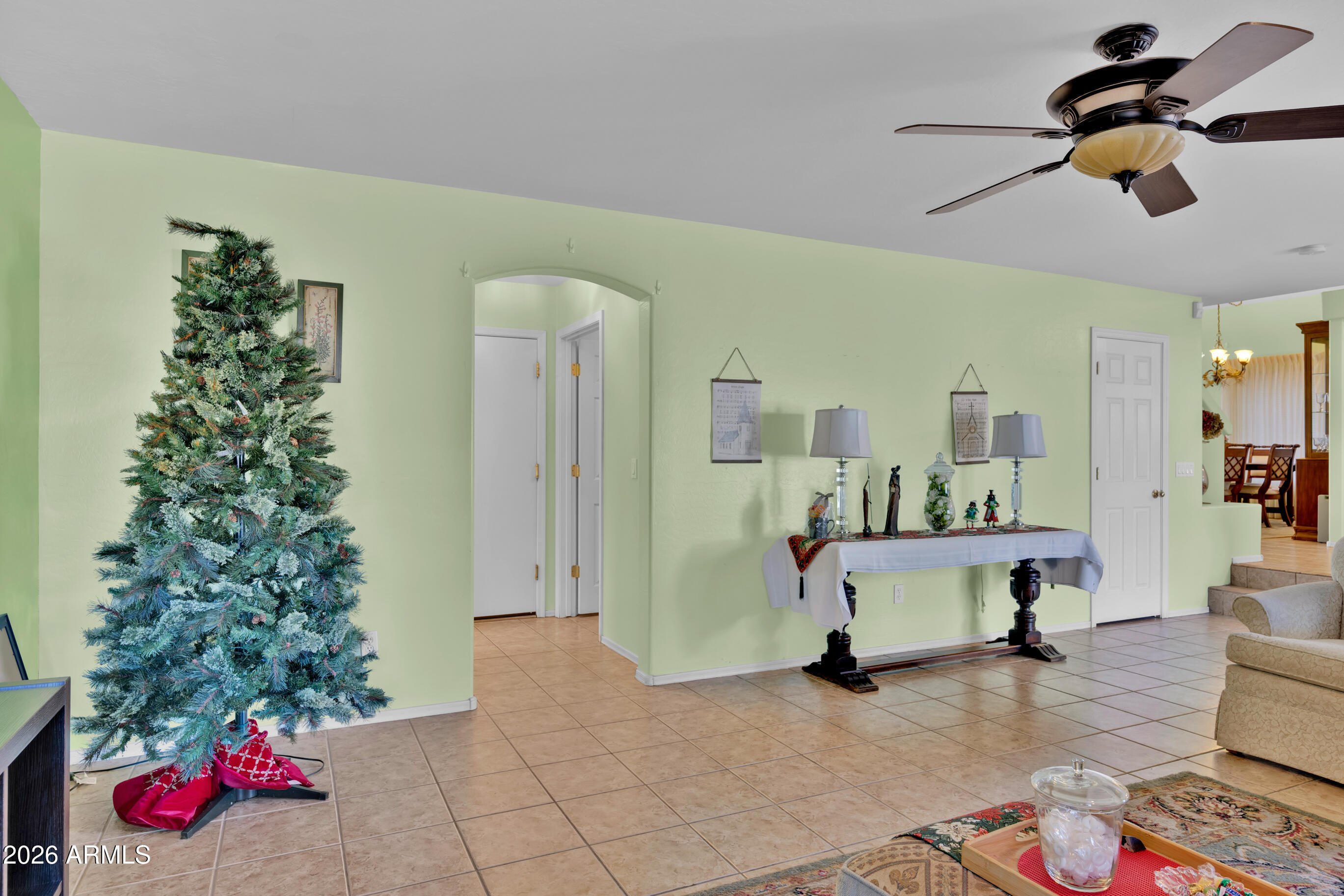 5010 W Gwen Street