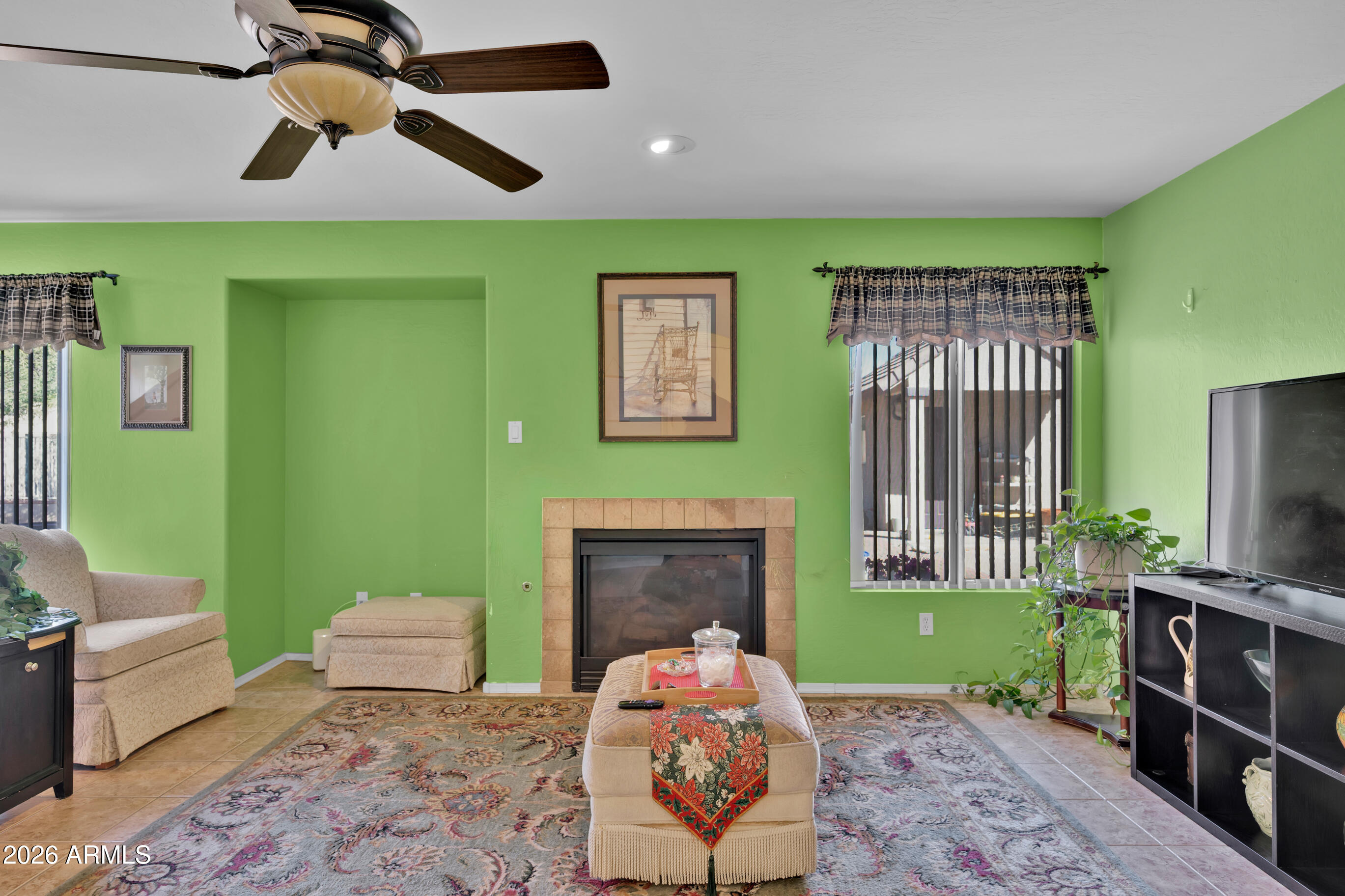 5010 W Gwen Street