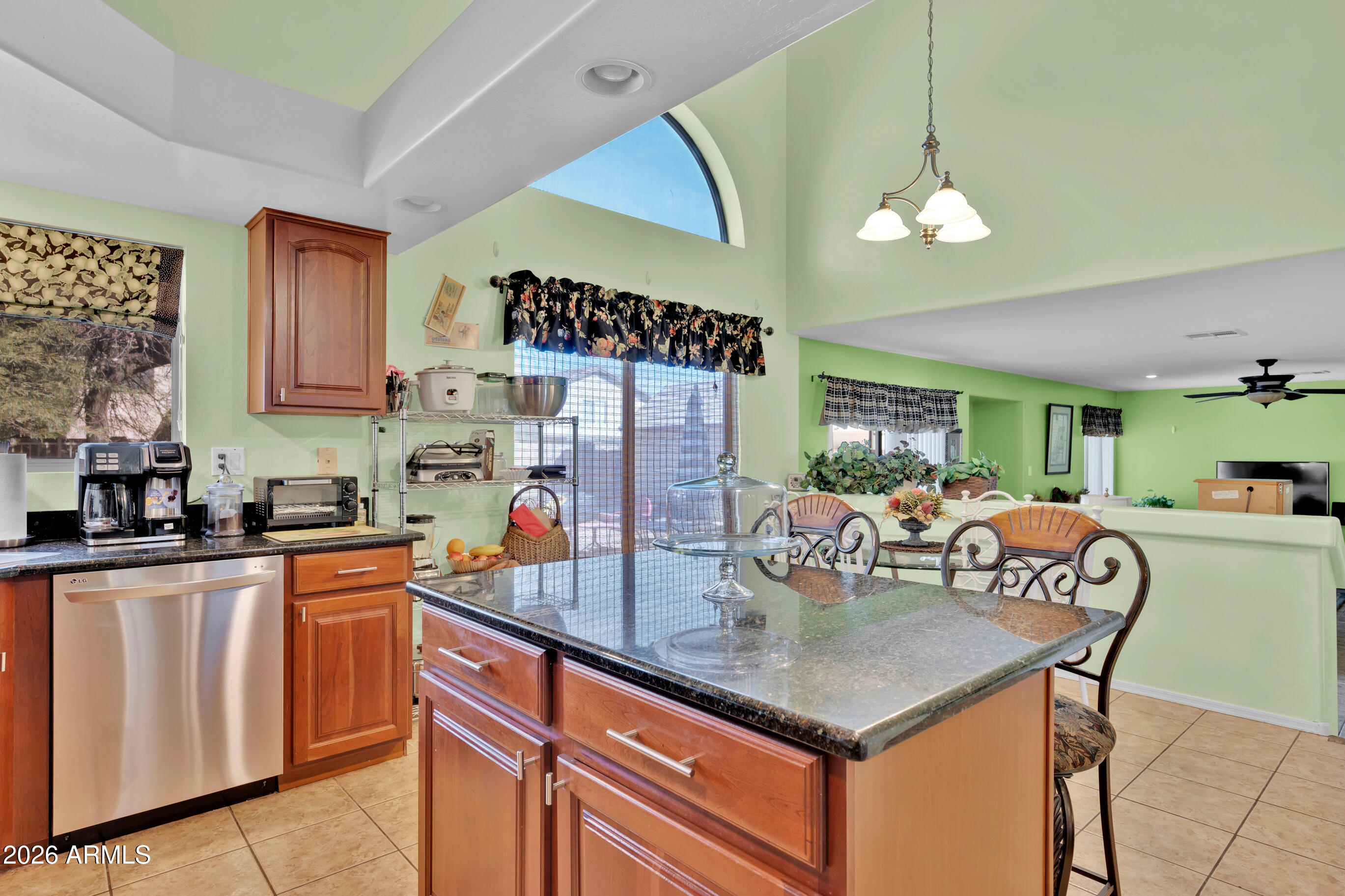 5010 W Gwen Street
