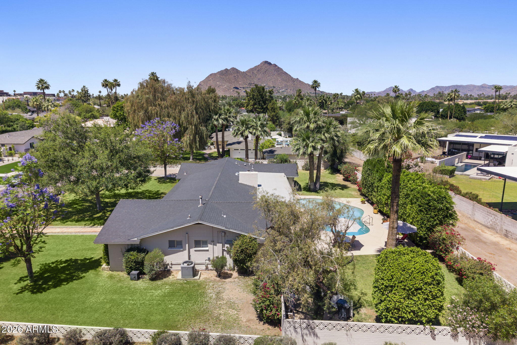 7446 E VISTA Drive