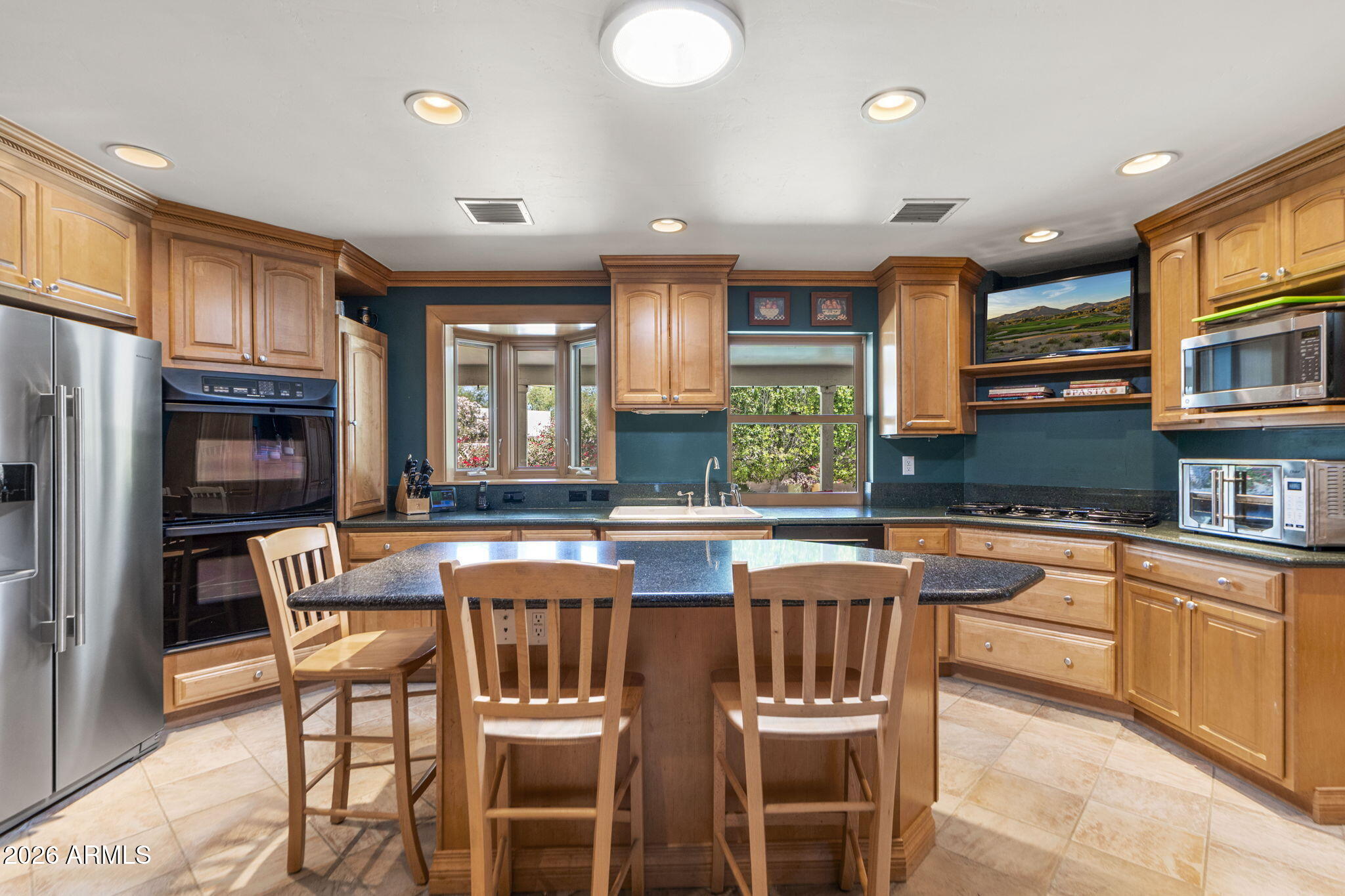 7446 E VISTA Drive
