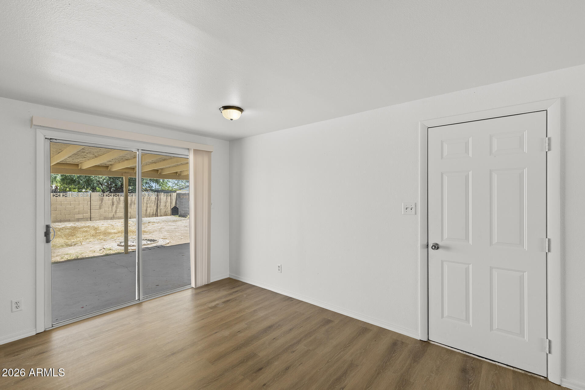 6964 W HUBBELL Street