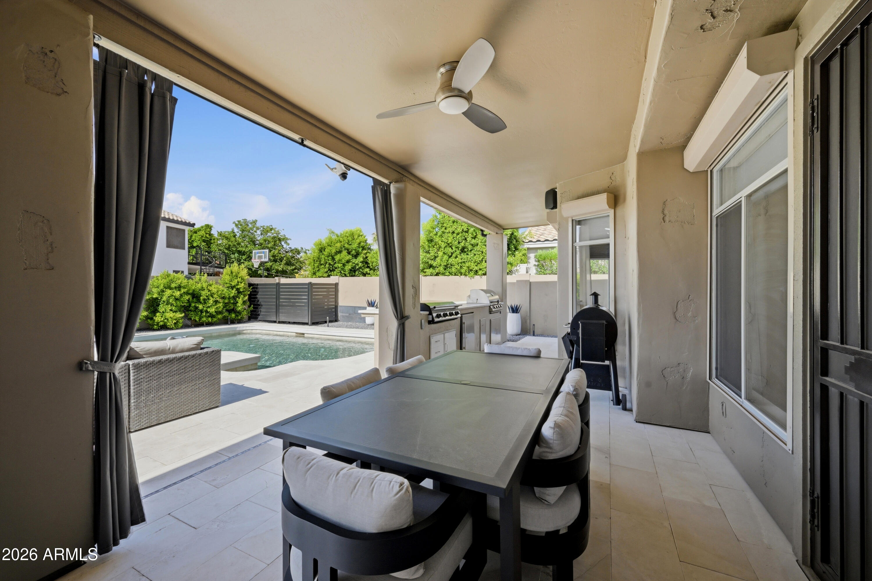 3360 W DEL RIO Street