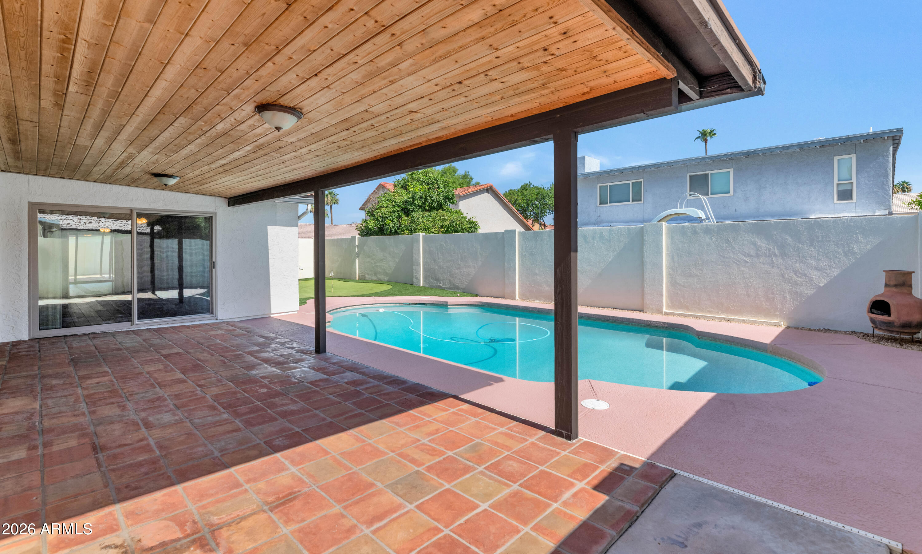 1536 E EDGEWATER Drive