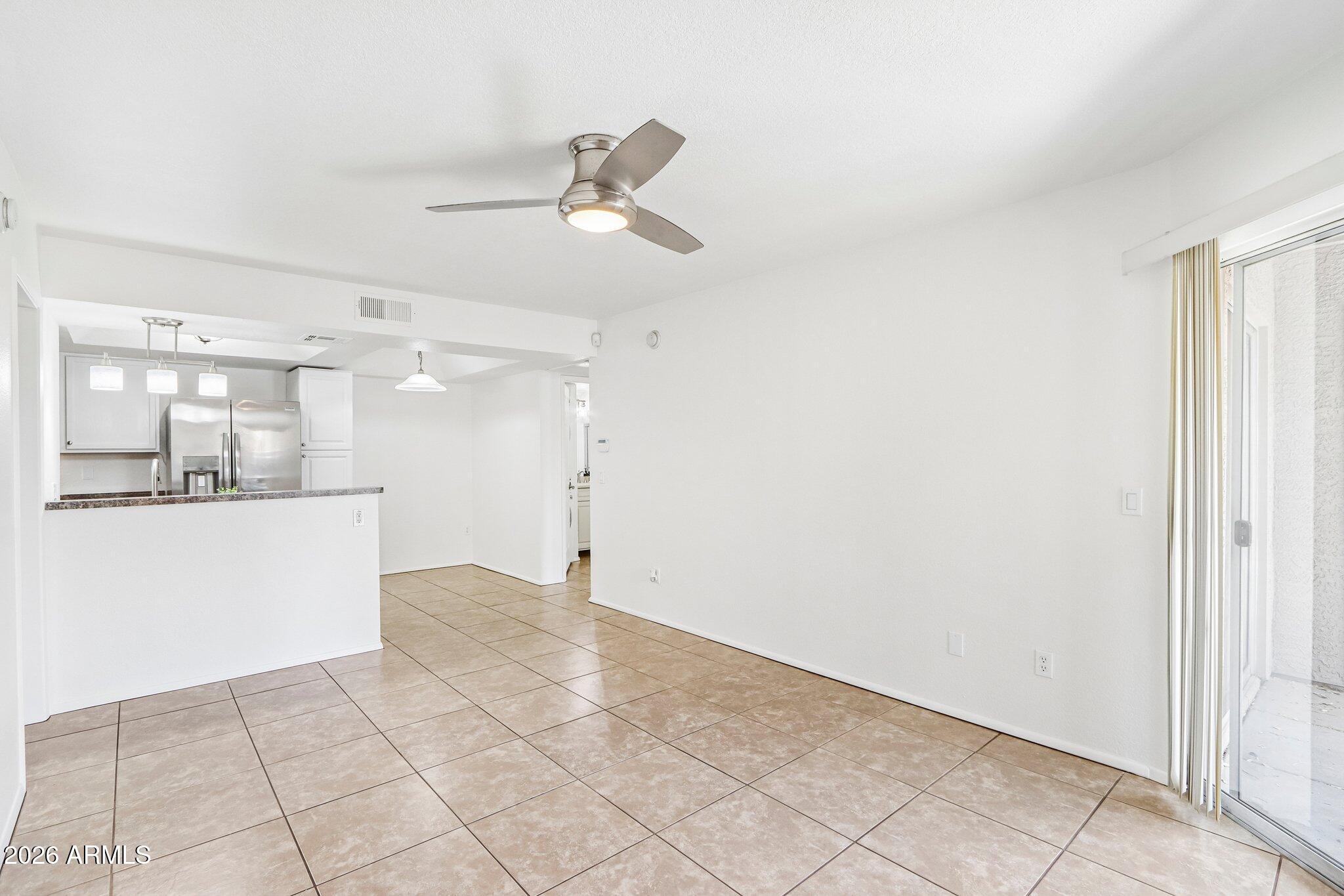 1720 E THUNDERBIRD Road 1086