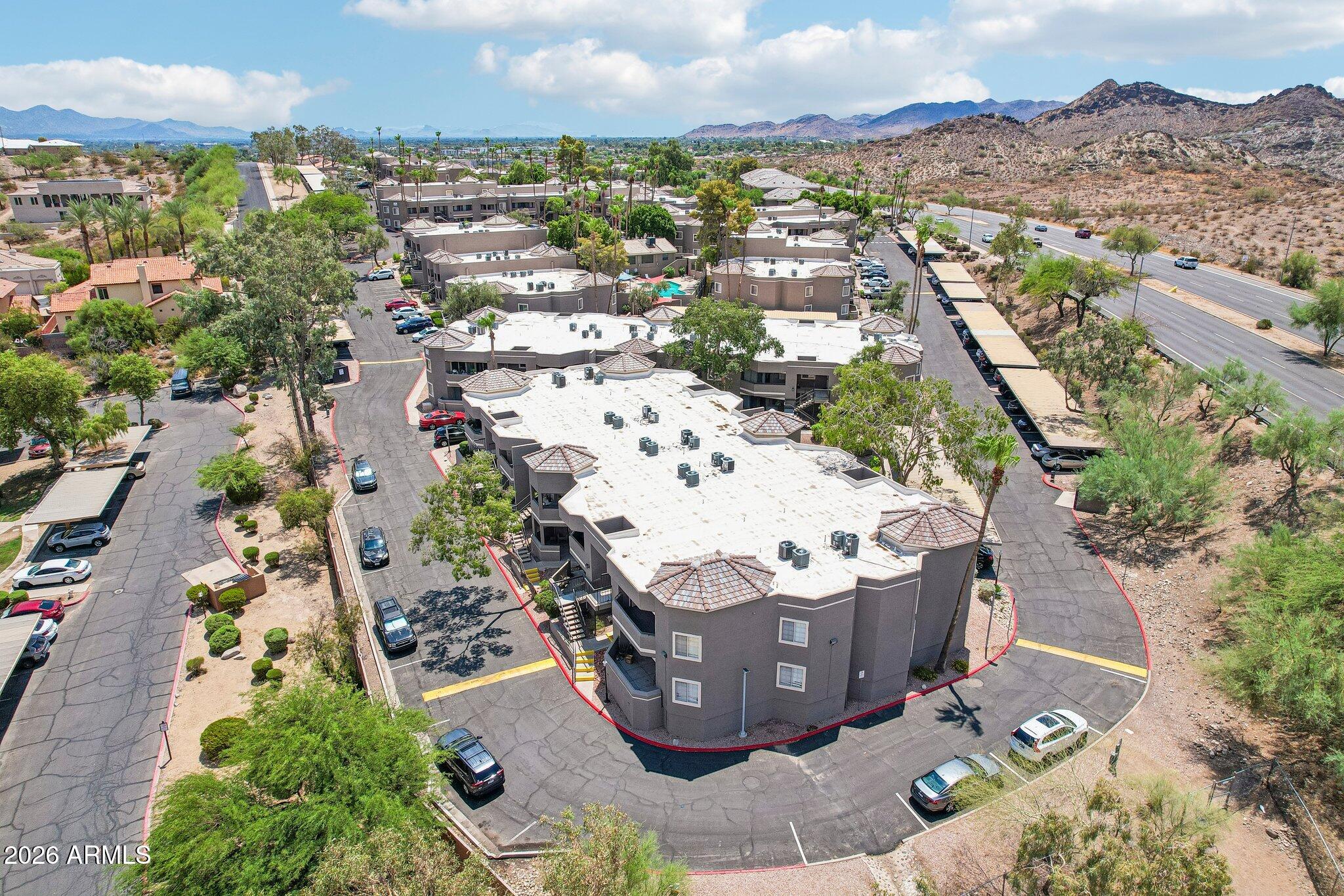 1720 E THUNDERBIRD Road 1086