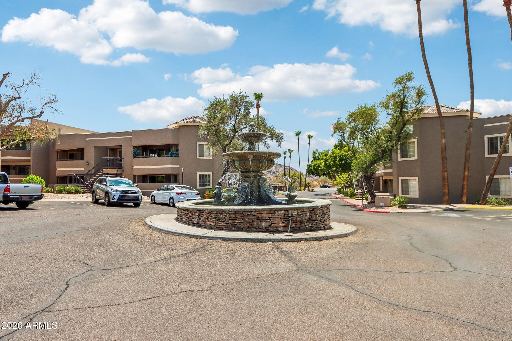 1720 E THUNDERBIRD Road 1086