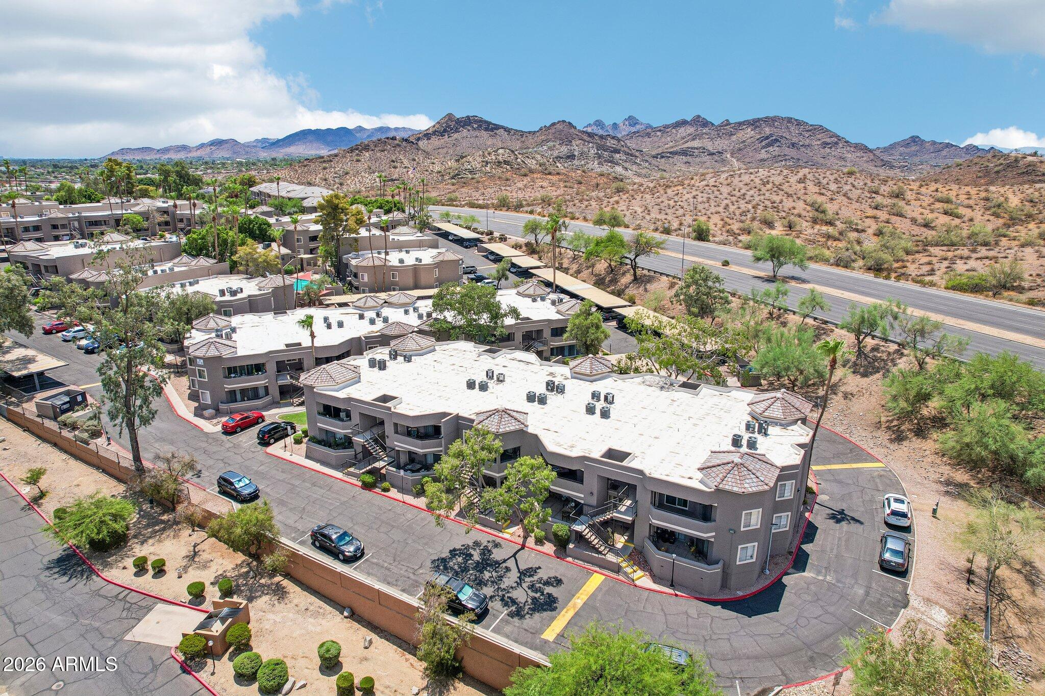 1720 E THUNDERBIRD Road 1086