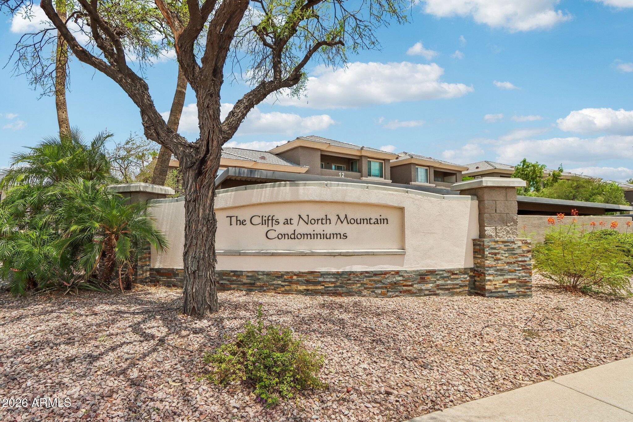 1720 E THUNDERBIRD Road 1086