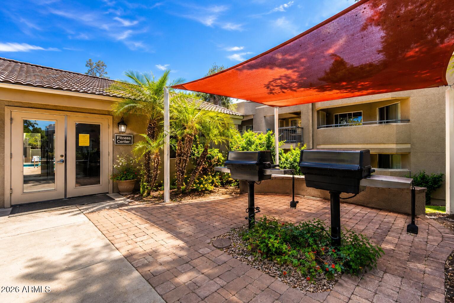 1720 E THUNDERBIRD Road 1086