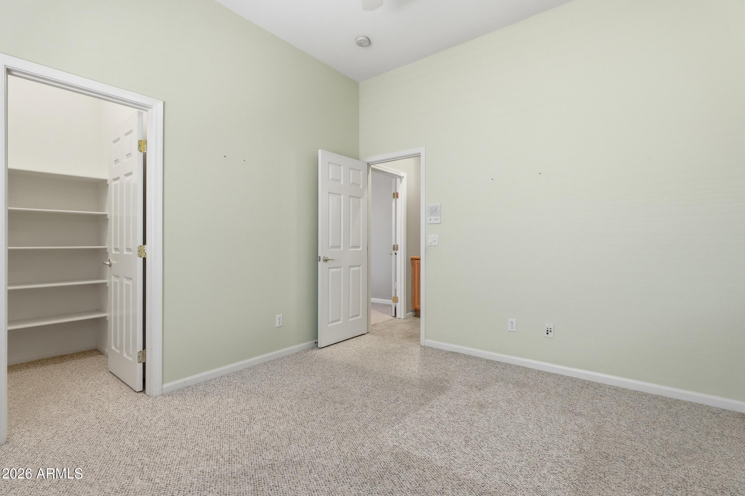 8056 W LOUISE Drive