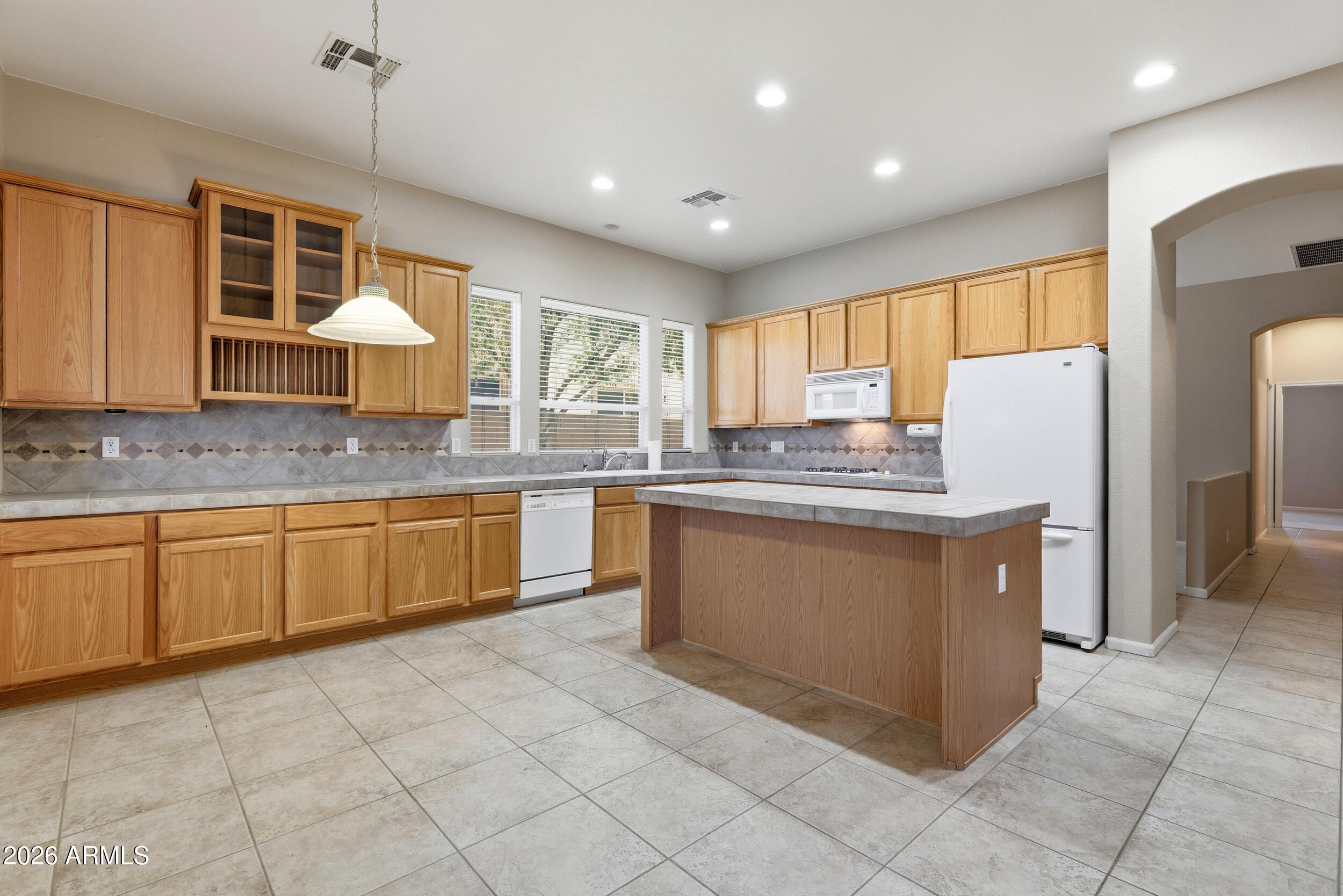 8056 W LOUISE Drive