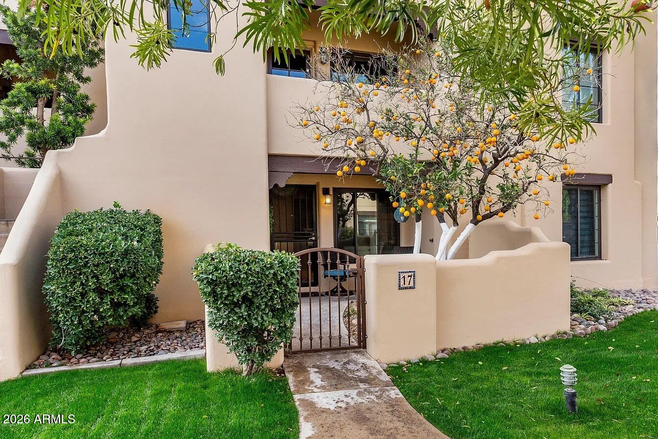 5402 E Windsor Avenue Unit 17