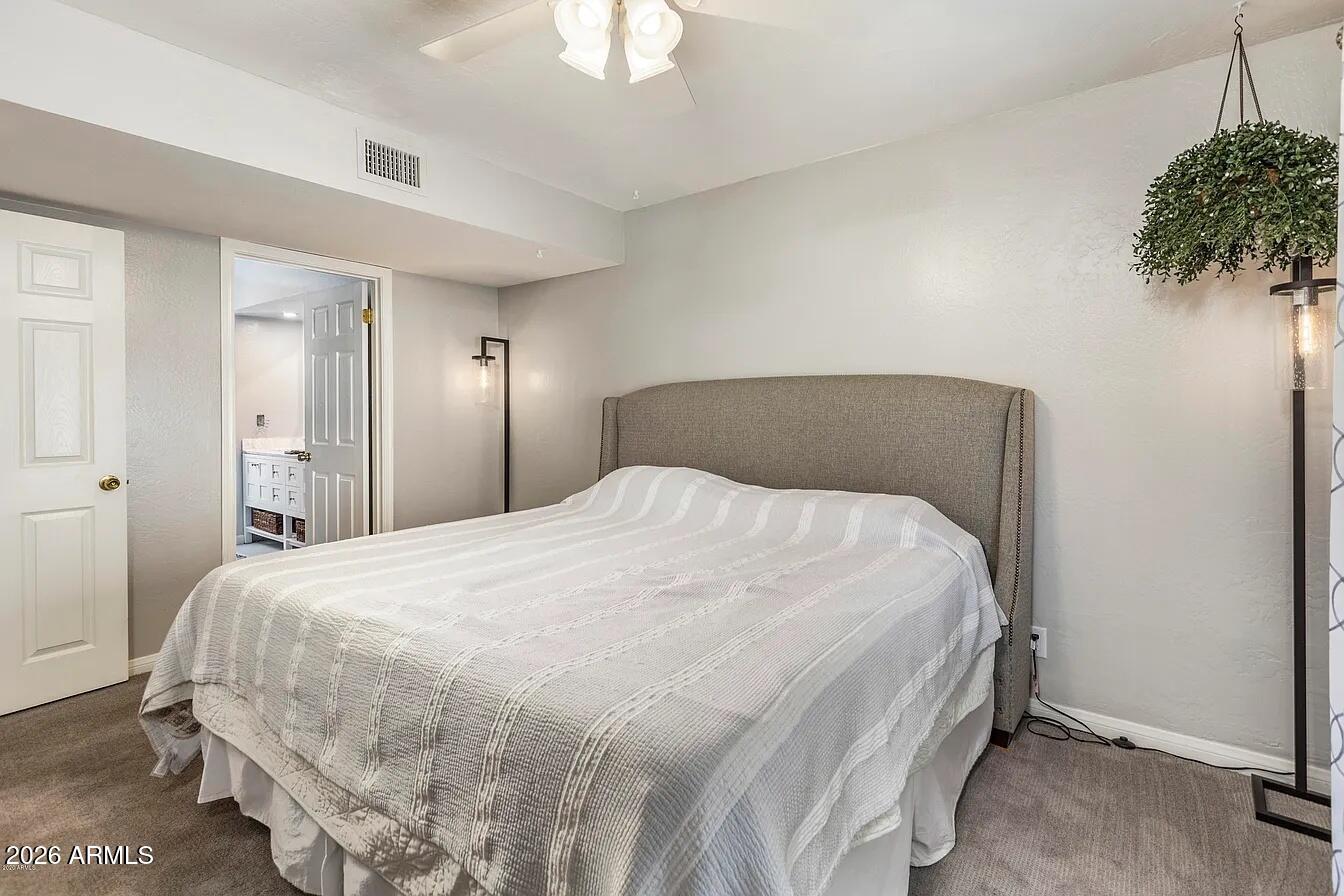5402 E Windsor Avenue Unit 17