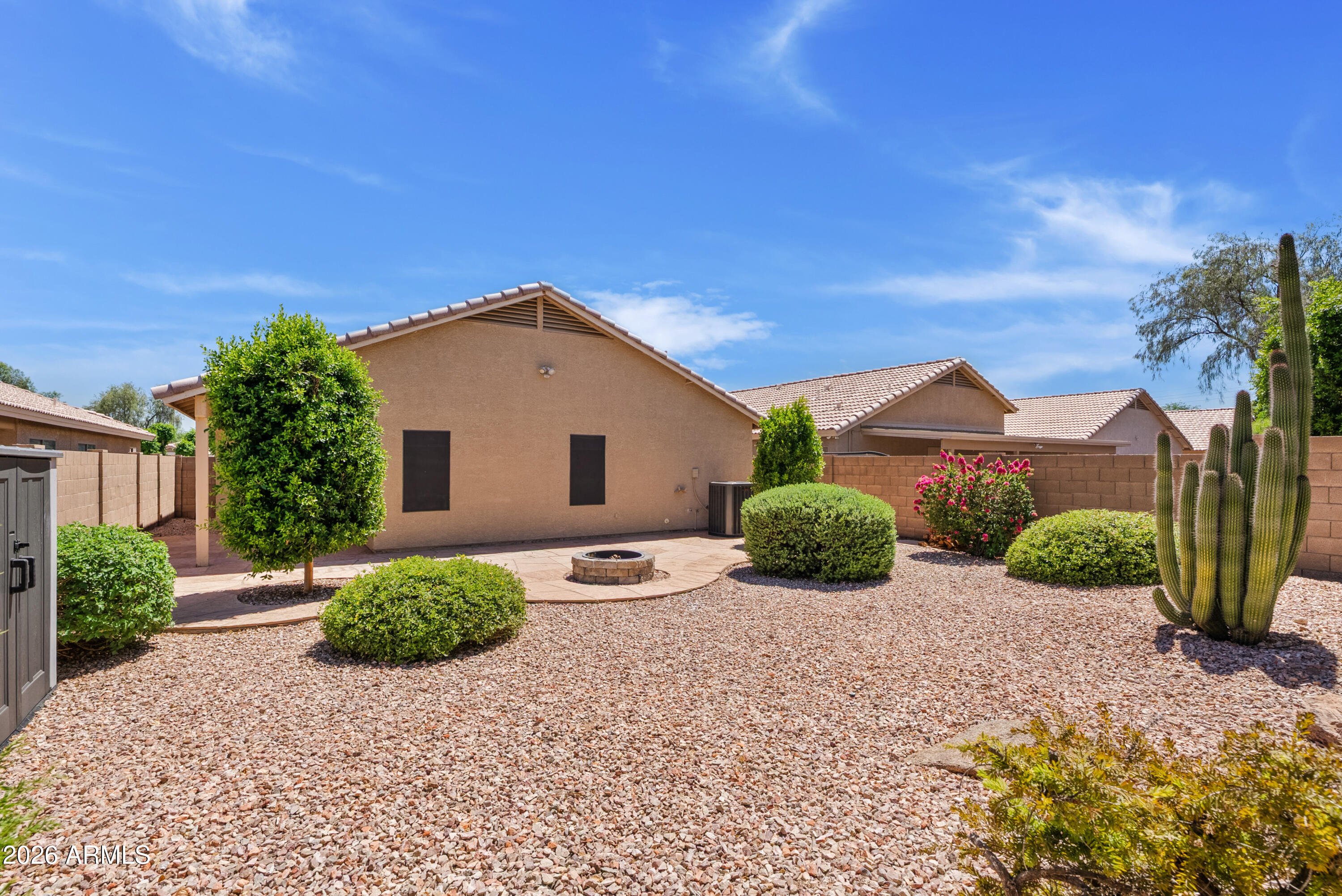 6536 W DESERT HOLLOW Drive