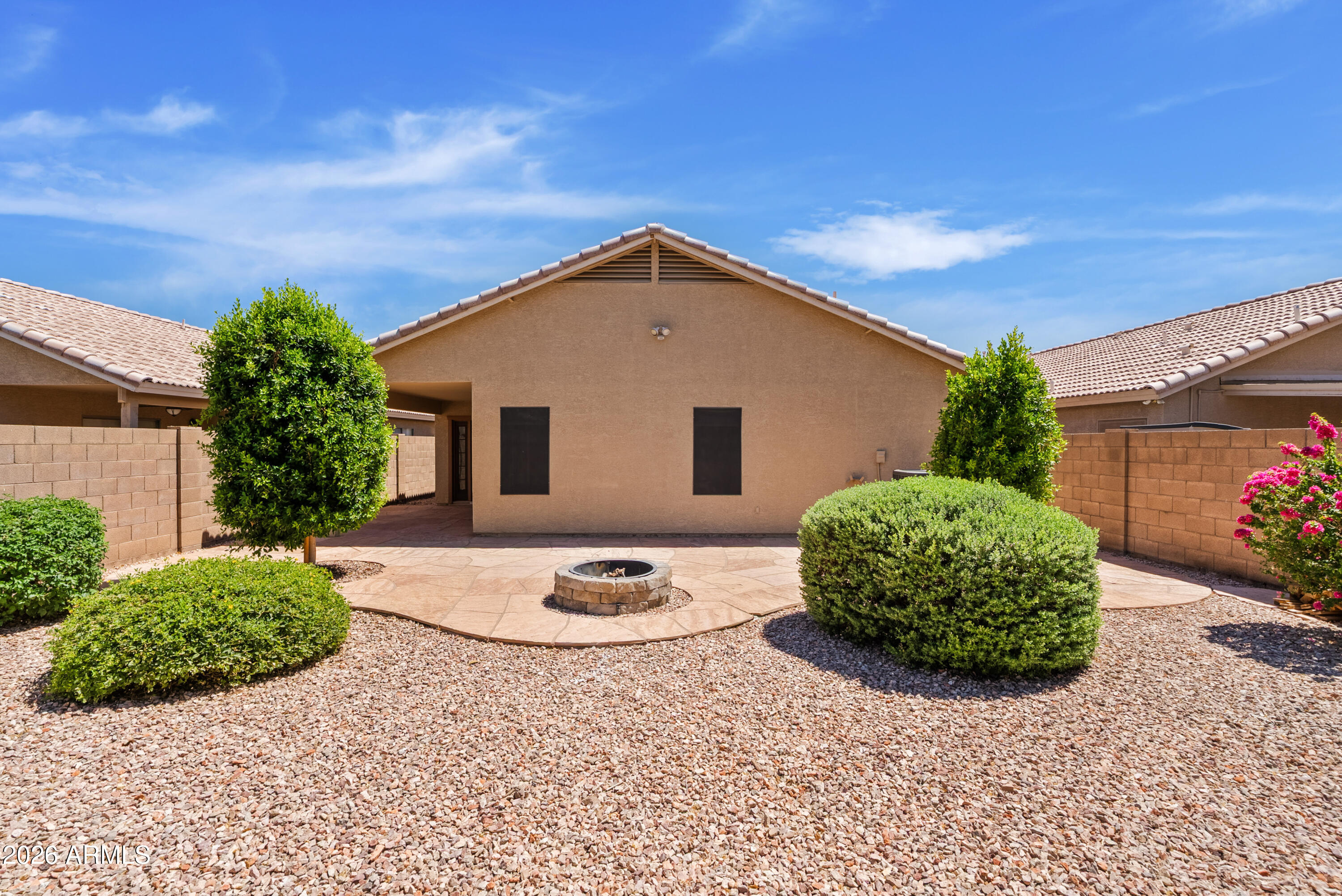 6536 W DESERT HOLLOW Drive