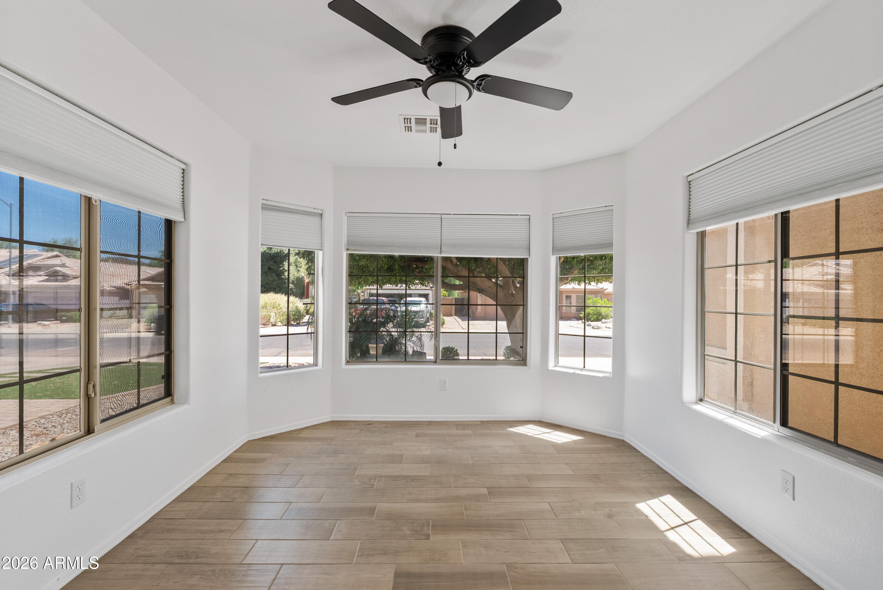 6536 W DESERT HOLLOW Drive