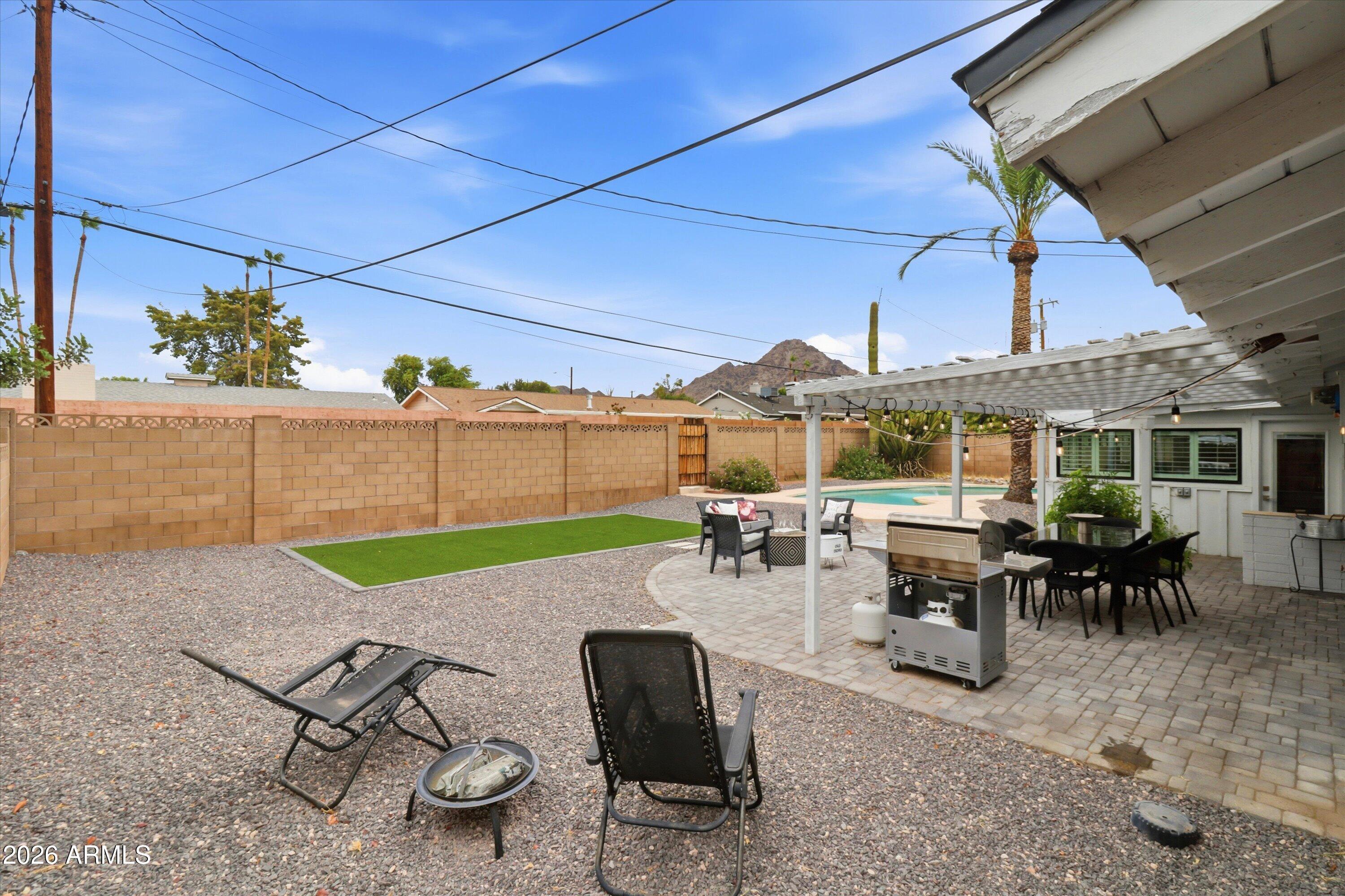 1708 E MCLELLAN Boulevard