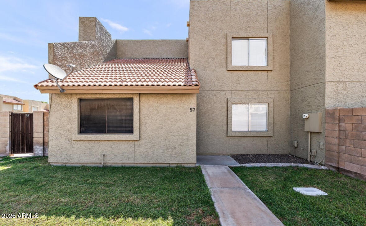 222 W BROWN Road 57