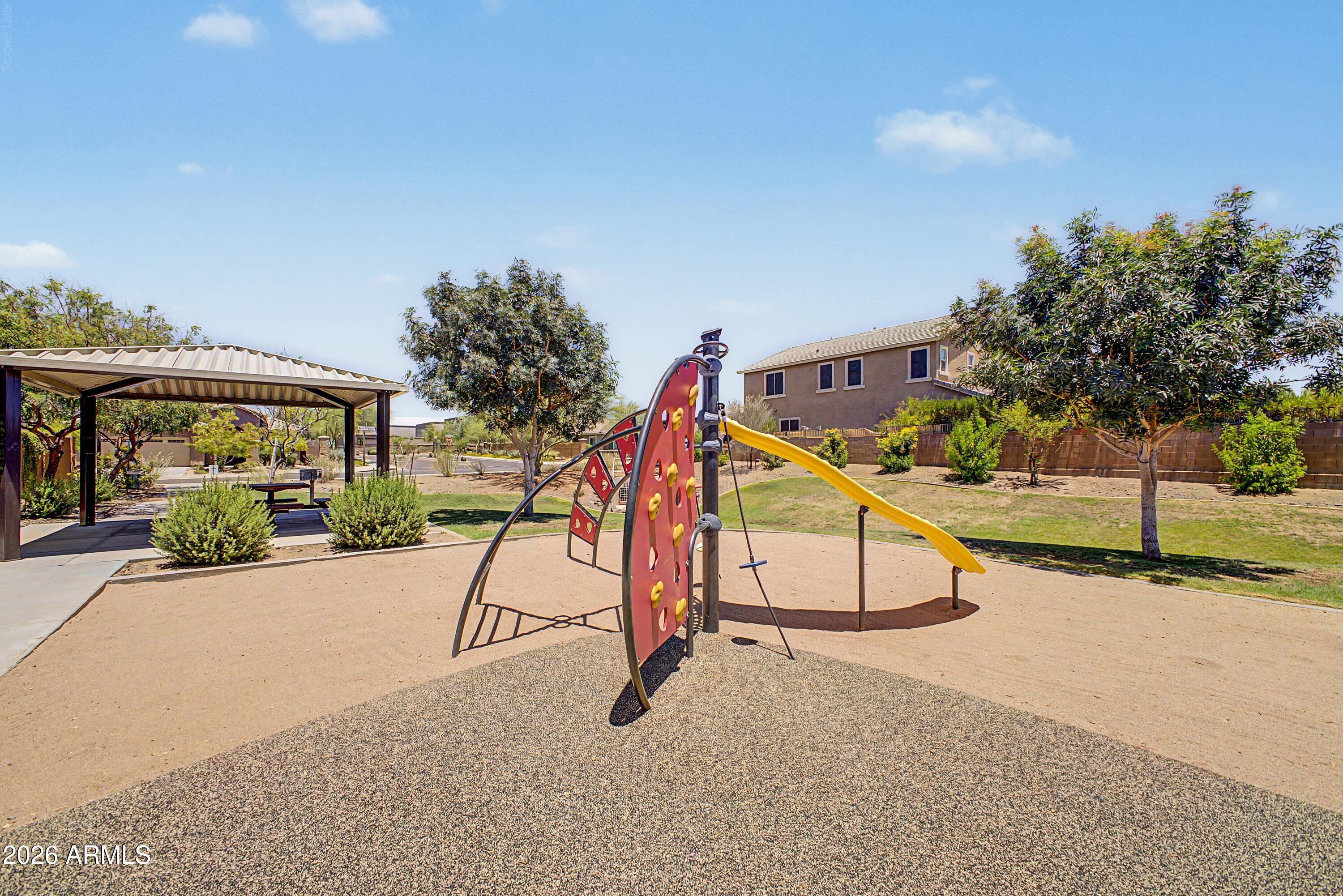 4105 E HOOT OWL Trail
